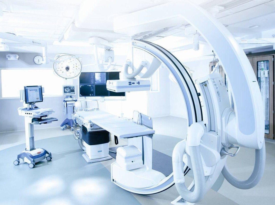 Sala operatoria con macchina radiologica, 1160x864 HD, PC