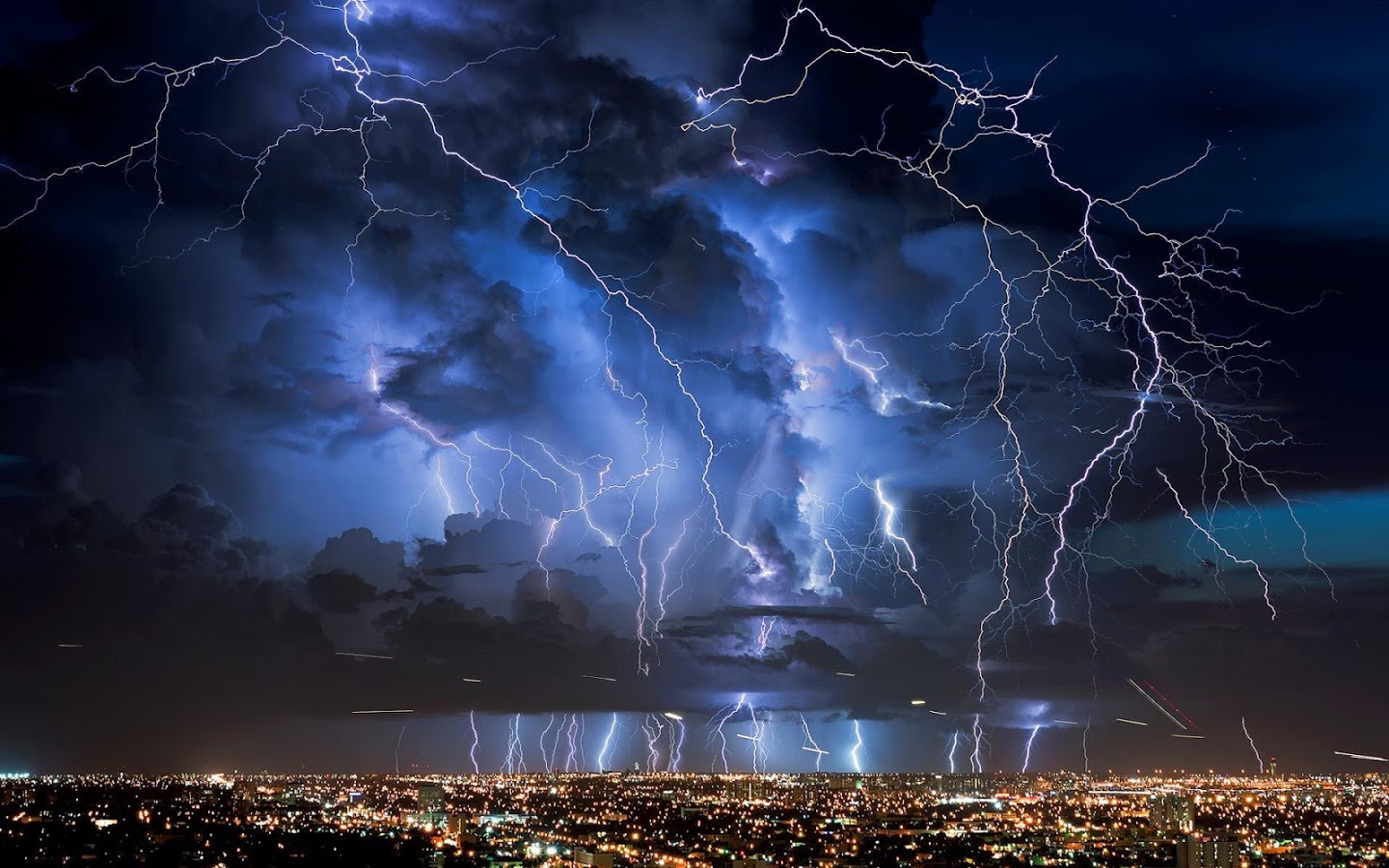Fulmini su città notturna, 1440x900 HD, Desktop