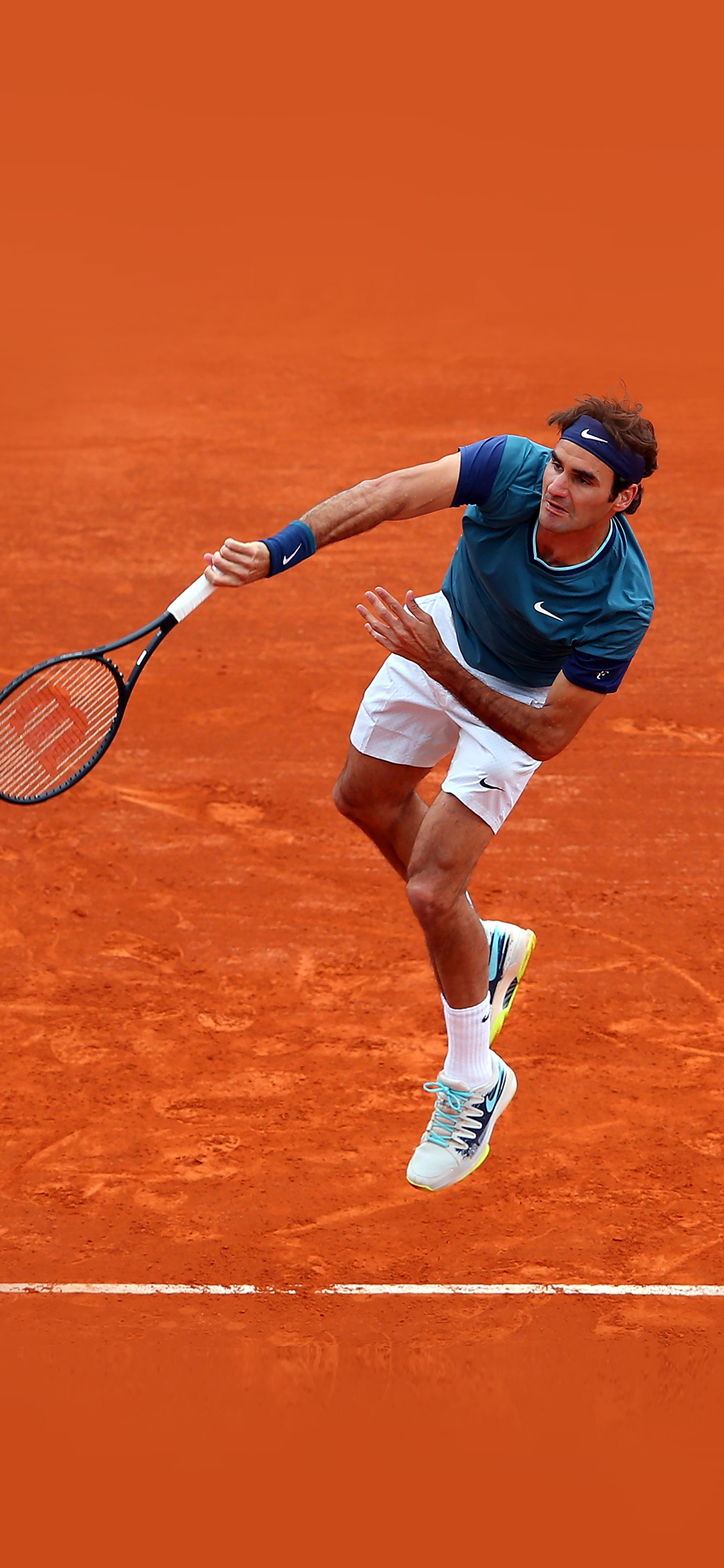 Tennista in azione su terra rossa, 1125x2436 Full HD Verticale, iPhone