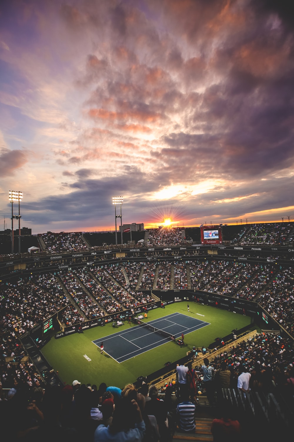 Stadio tennis tramonto folla, 1000x1500 Verticale, Mobile