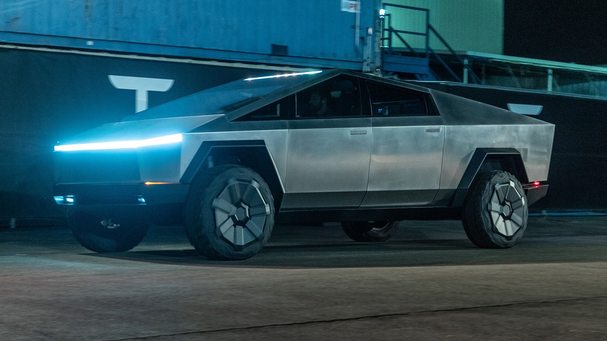 Tesla Cybertruck bianco laterale, 1920x1080 Full HD 1080p, Desktop