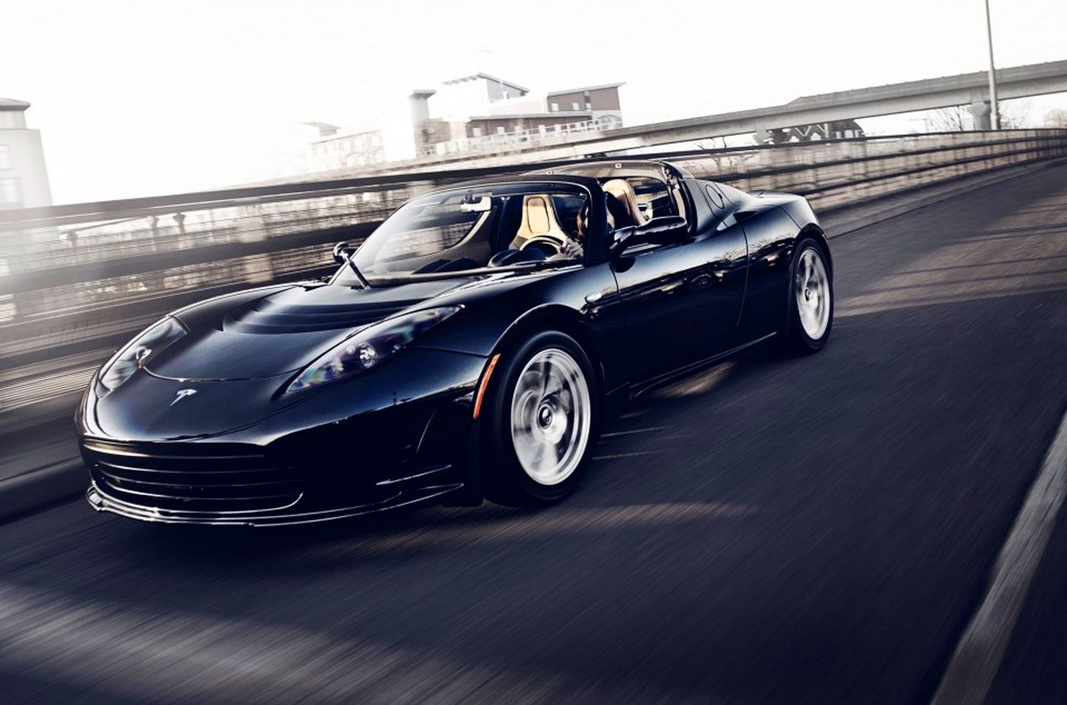 Tesla Roadster nera su strada, 1500x991 720p, Laptop