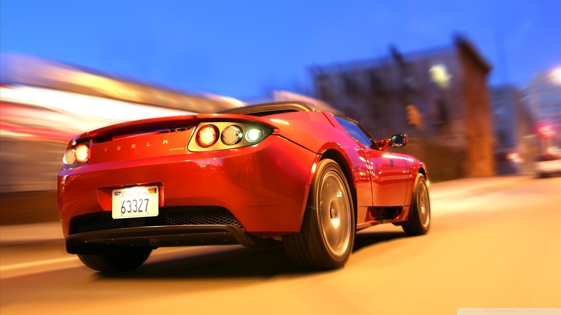 Tesla Roadster rossa in movimento, 1920x1080 Full HD 1080p, Laptop
