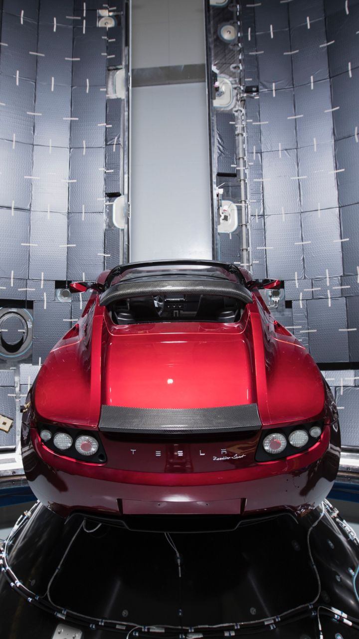 Tesla Roadster rossa nello spazio, 720x1280 Verticale, Telefono