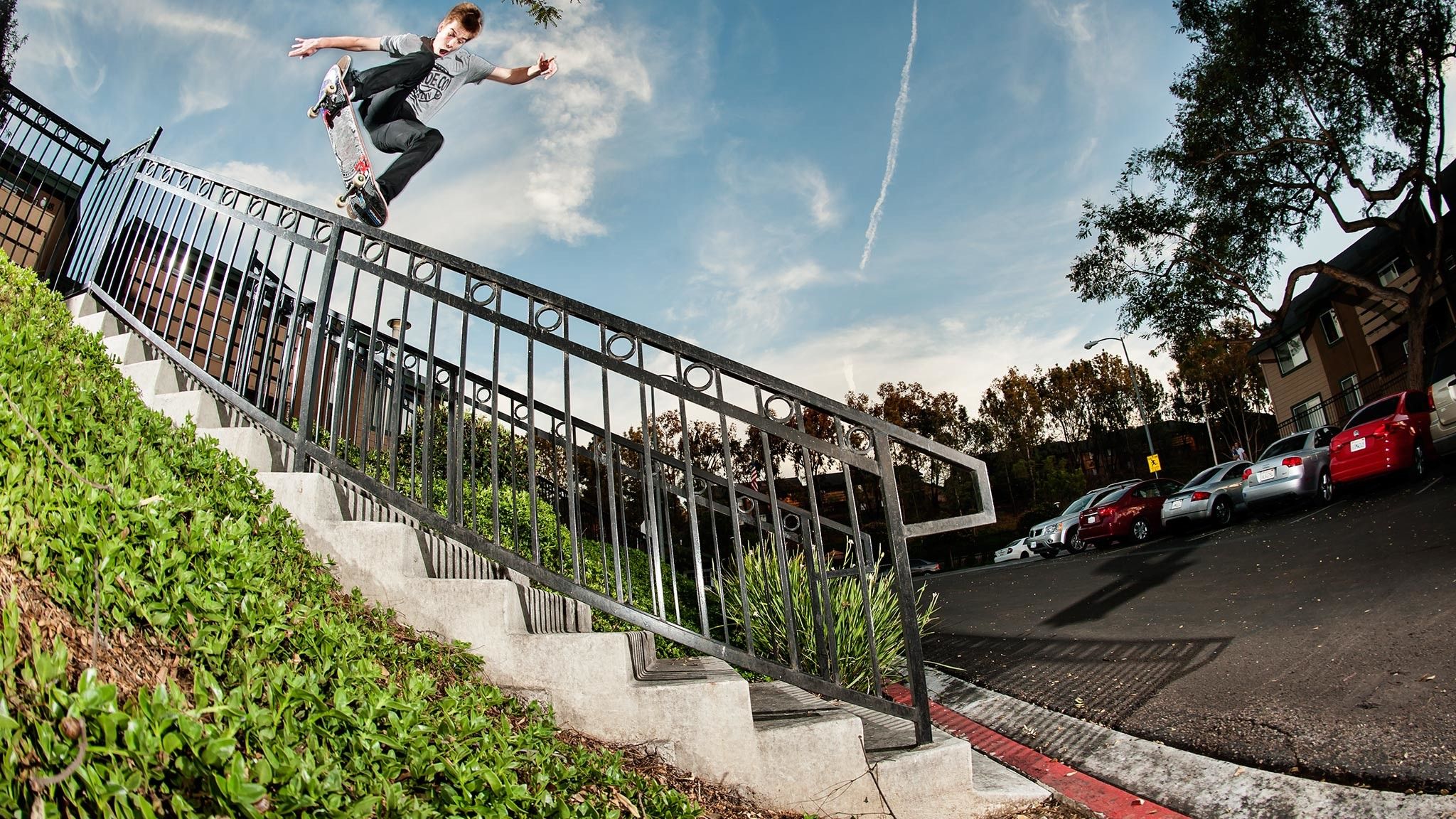 Skateboarder salto rete Primitive, 960x1704 Verticale, Xiaomi