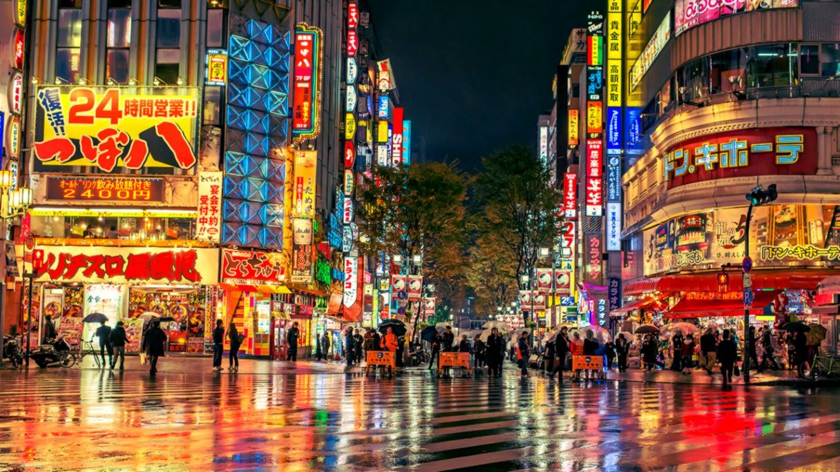 Strada di Tokyo notturna illuminata, 1216x684 HD, Desktop