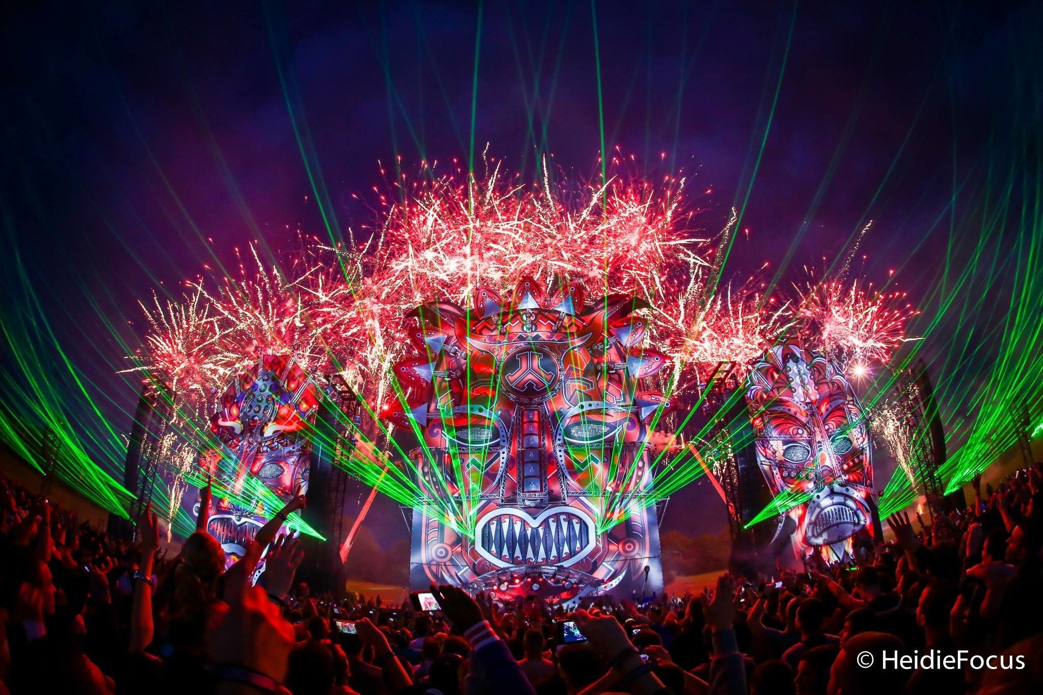 Tomorrowland spettacolo laser fuochi, 2048x1366 Hi-Res, Desktop