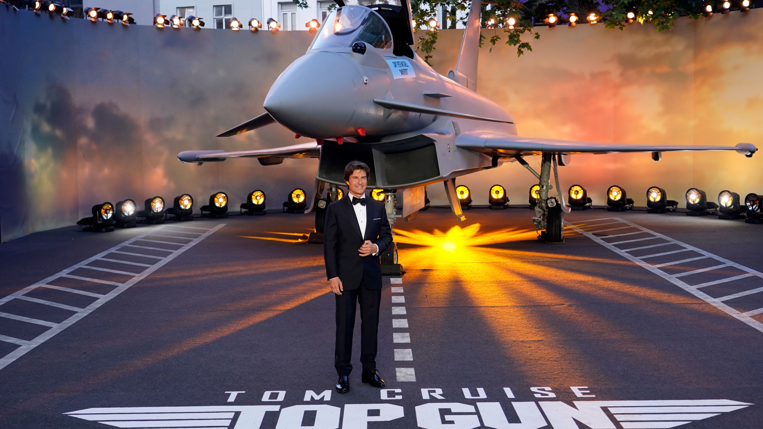 Tom Cruise premiere Top Gun, 2560x1440 2K QHD, PC