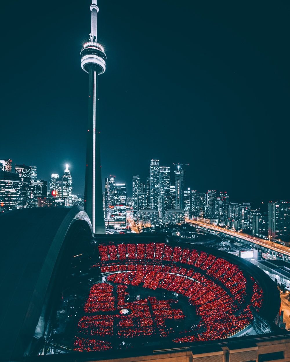 Skyline Toronto notturno con torre, 1000x1250 Verticale, Mobile