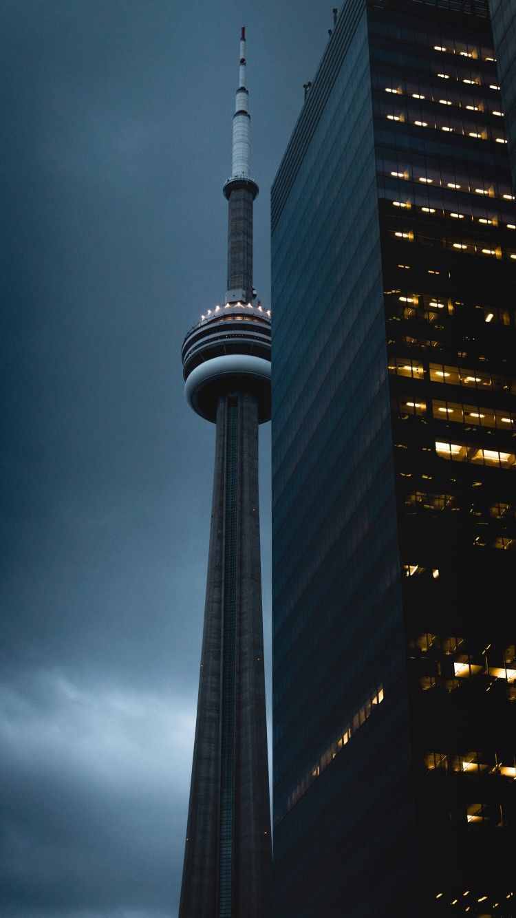 Torre CN Toronto sera, 750x1334 Verticale, iPhone
