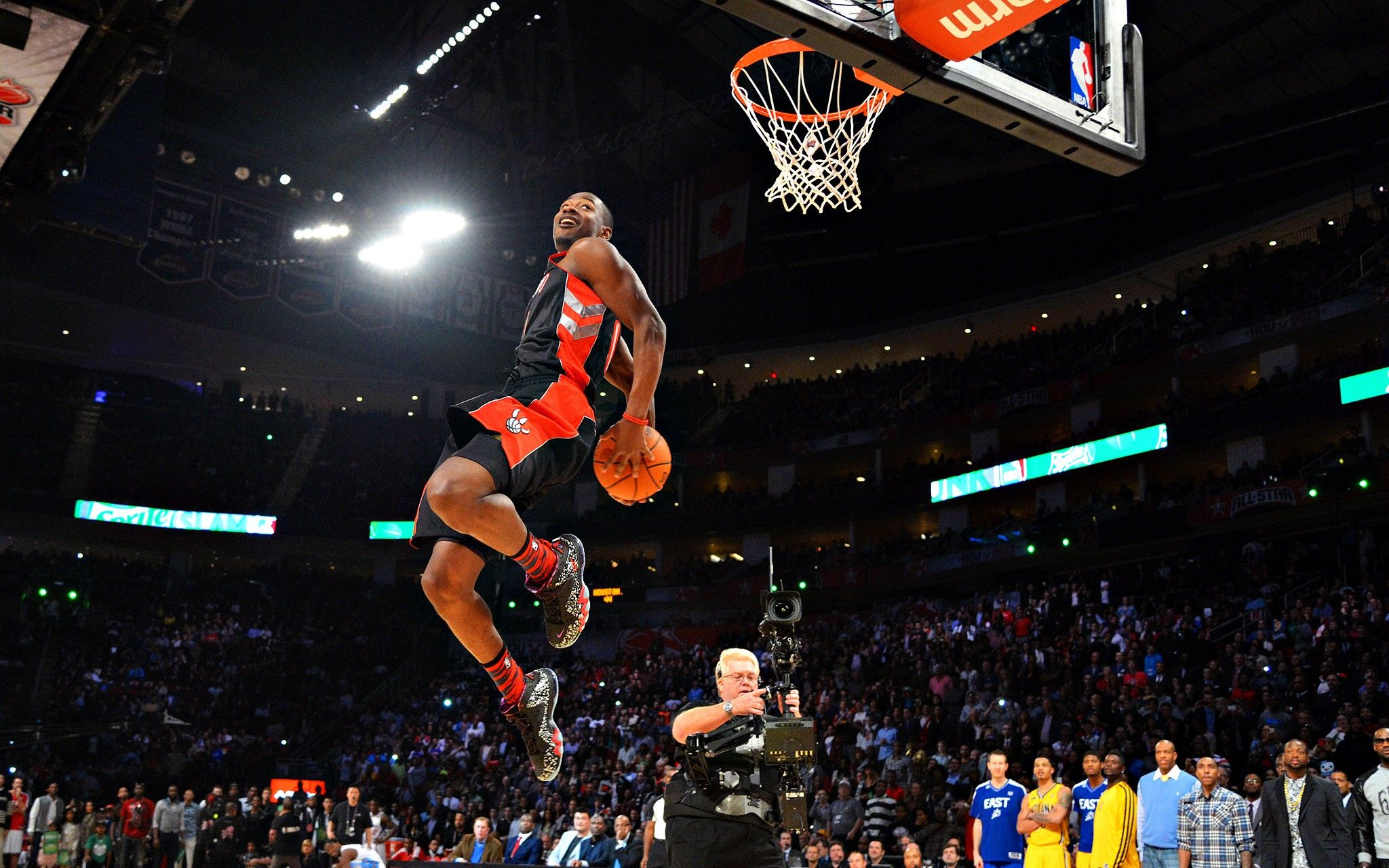 Giocatore NBA schiacciata canestro, 2048x1280 Hi-Res, PC