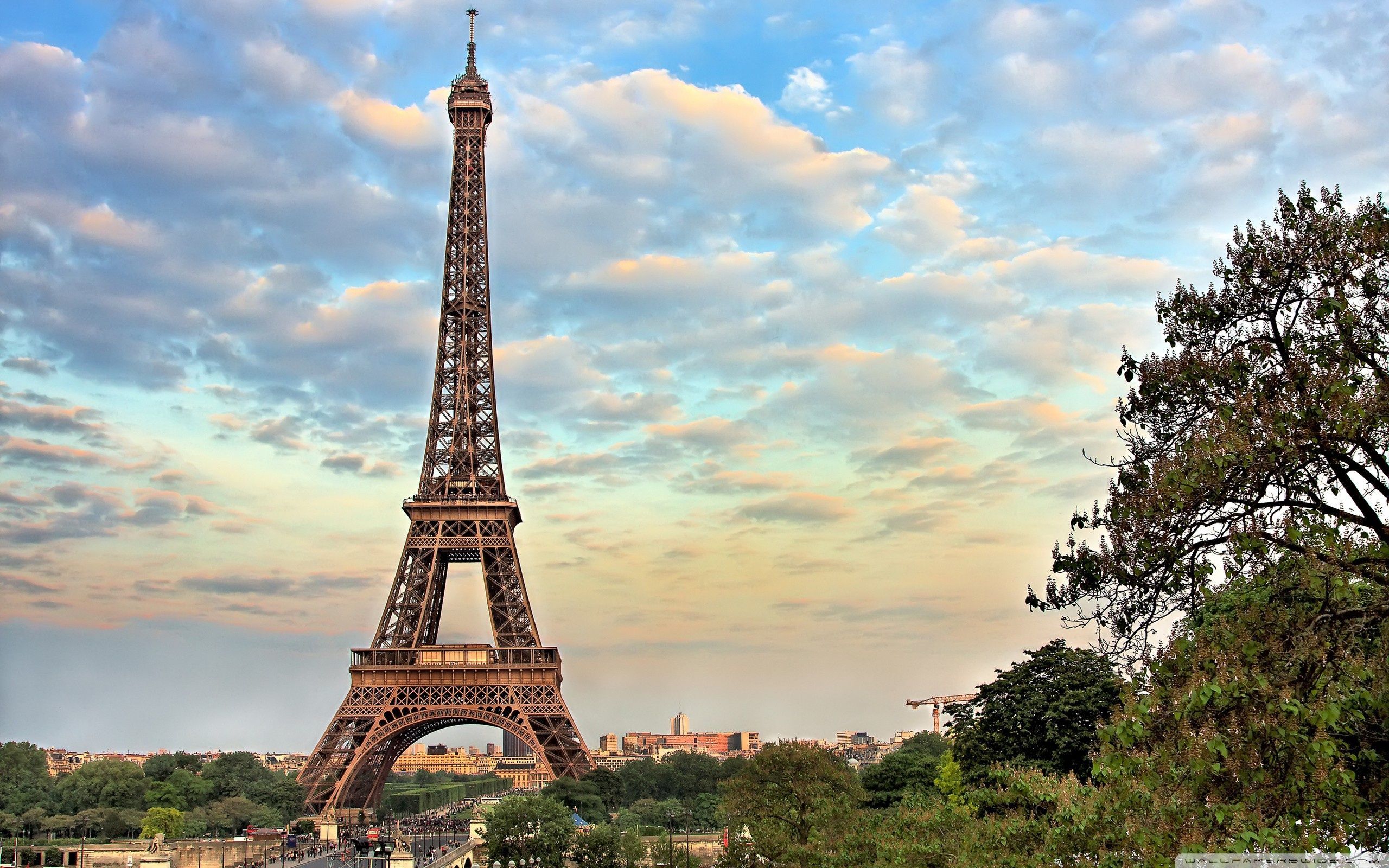Torre Eiffel Parigi al tramonto, 2560x1600 2K+, Desktop