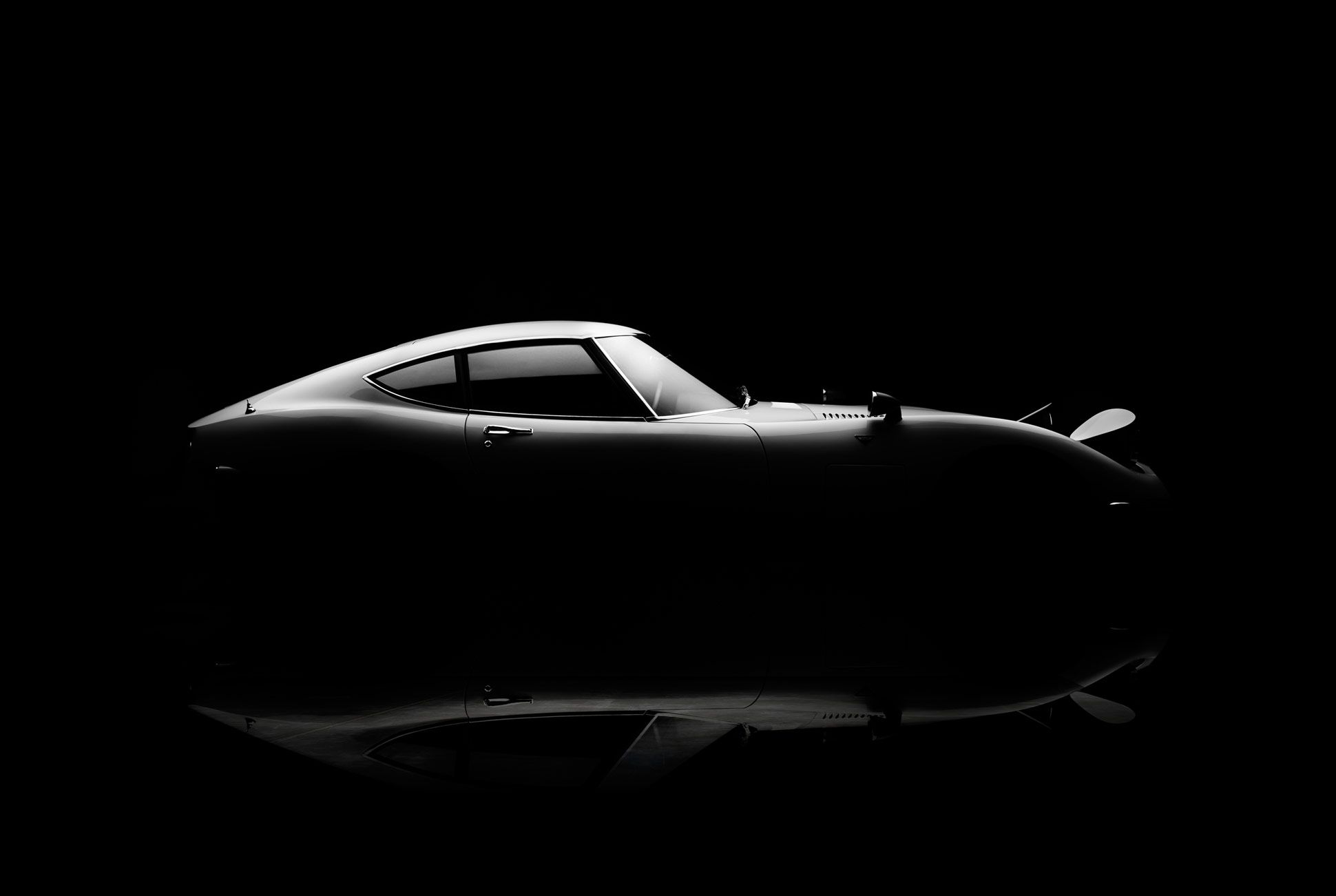 Toyota 2000GT nera, 1940x1301 WUXGA, iMac