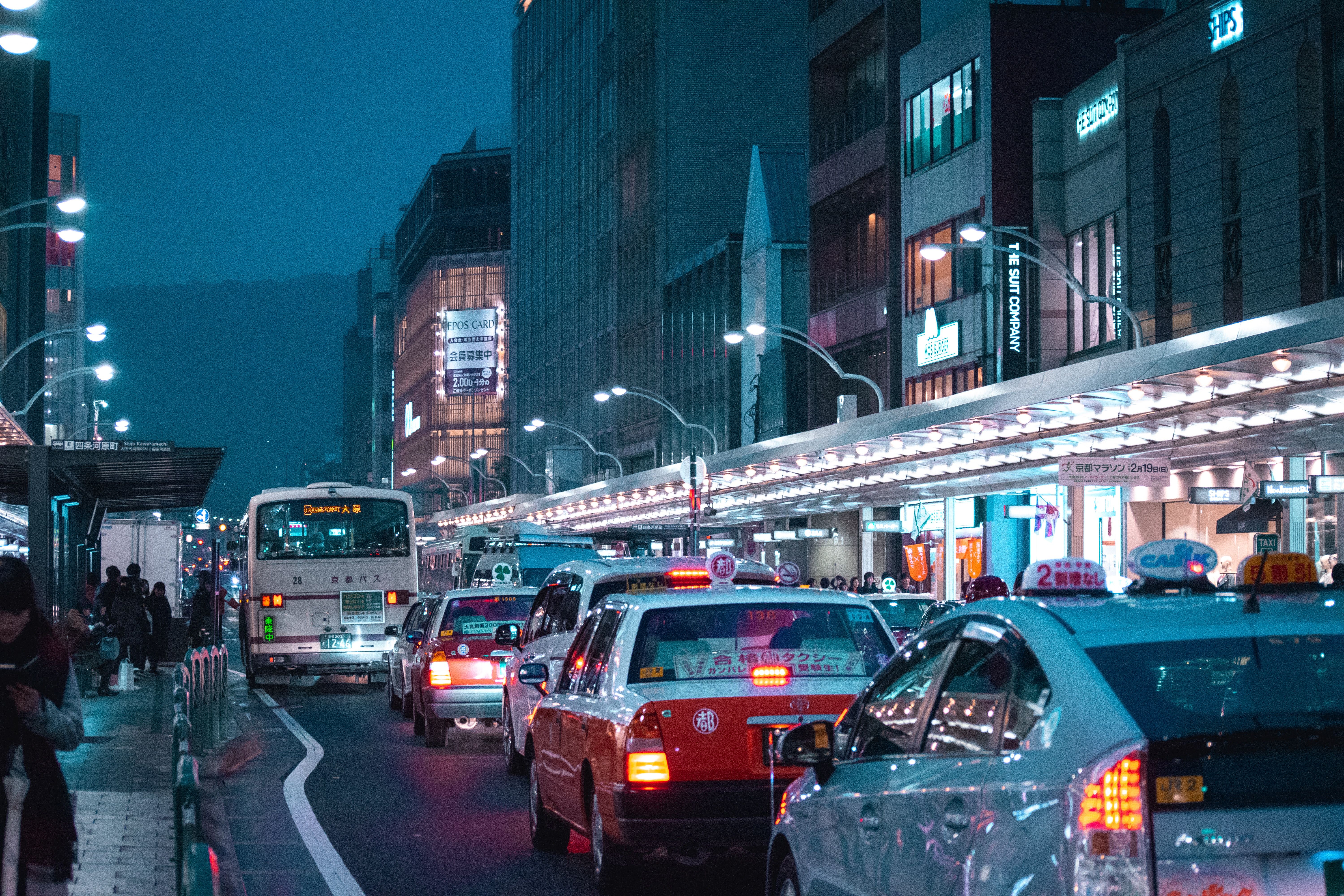 Traffico notturno città giapponese, 6000x4000 4K, Desktop 4K