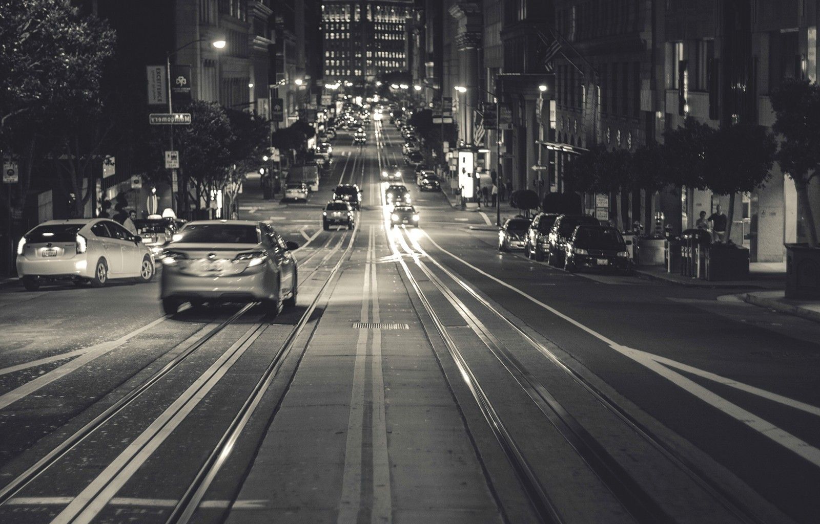 Traffico notturno strada città, 1600x1024 HD Ready, PC