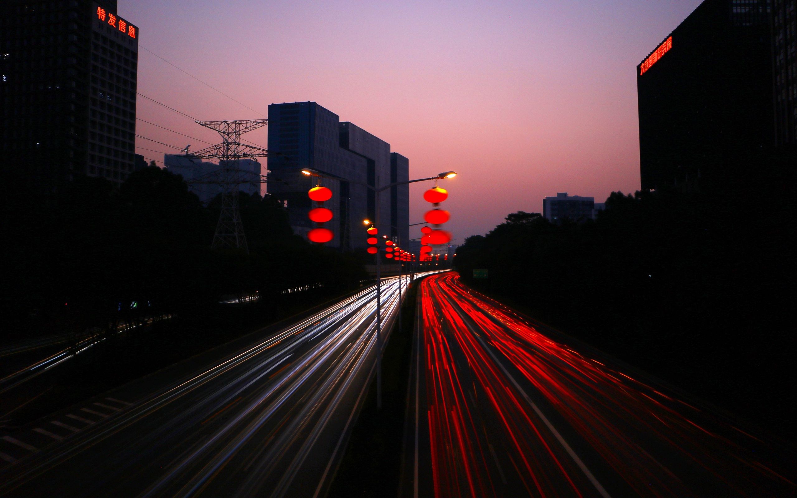 Traffico notturno città cinese, 2560x1600 2K+, Laptop