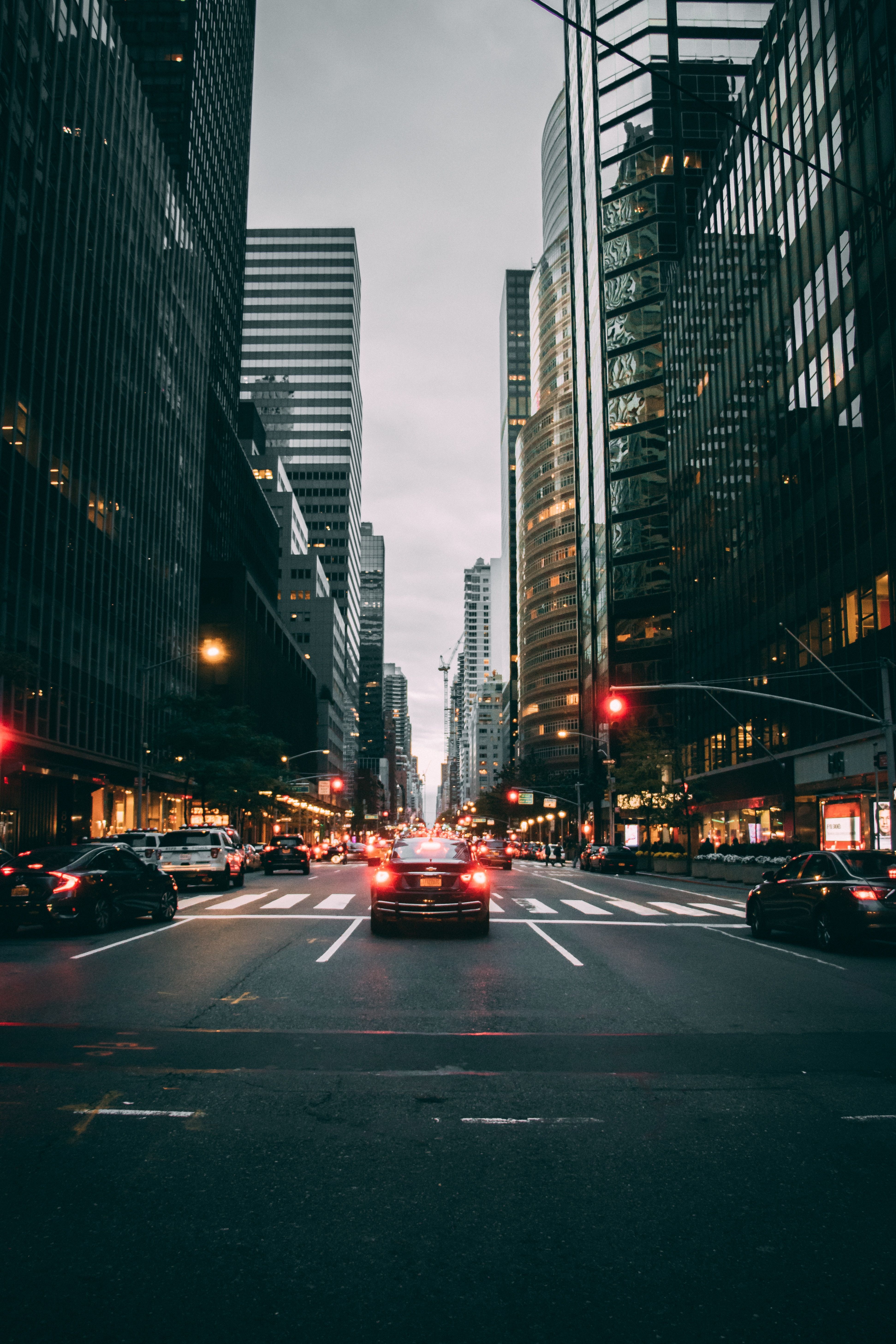 Traffico strada New York città, 3885x5828 Verticale, Telefono