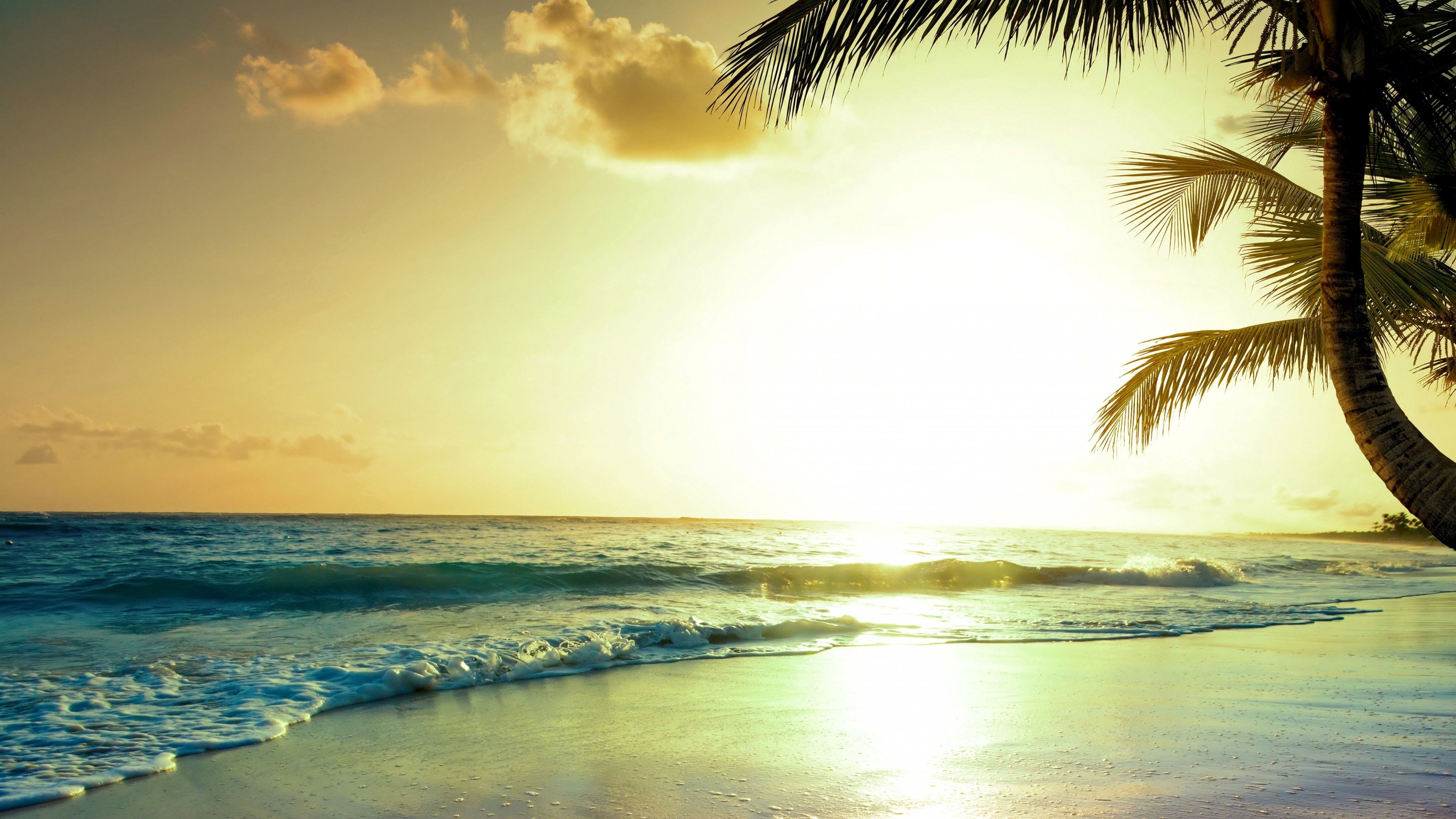 Spiaggia tropicale al tramonto, 3840x2160 Ultra HD, 4K TV