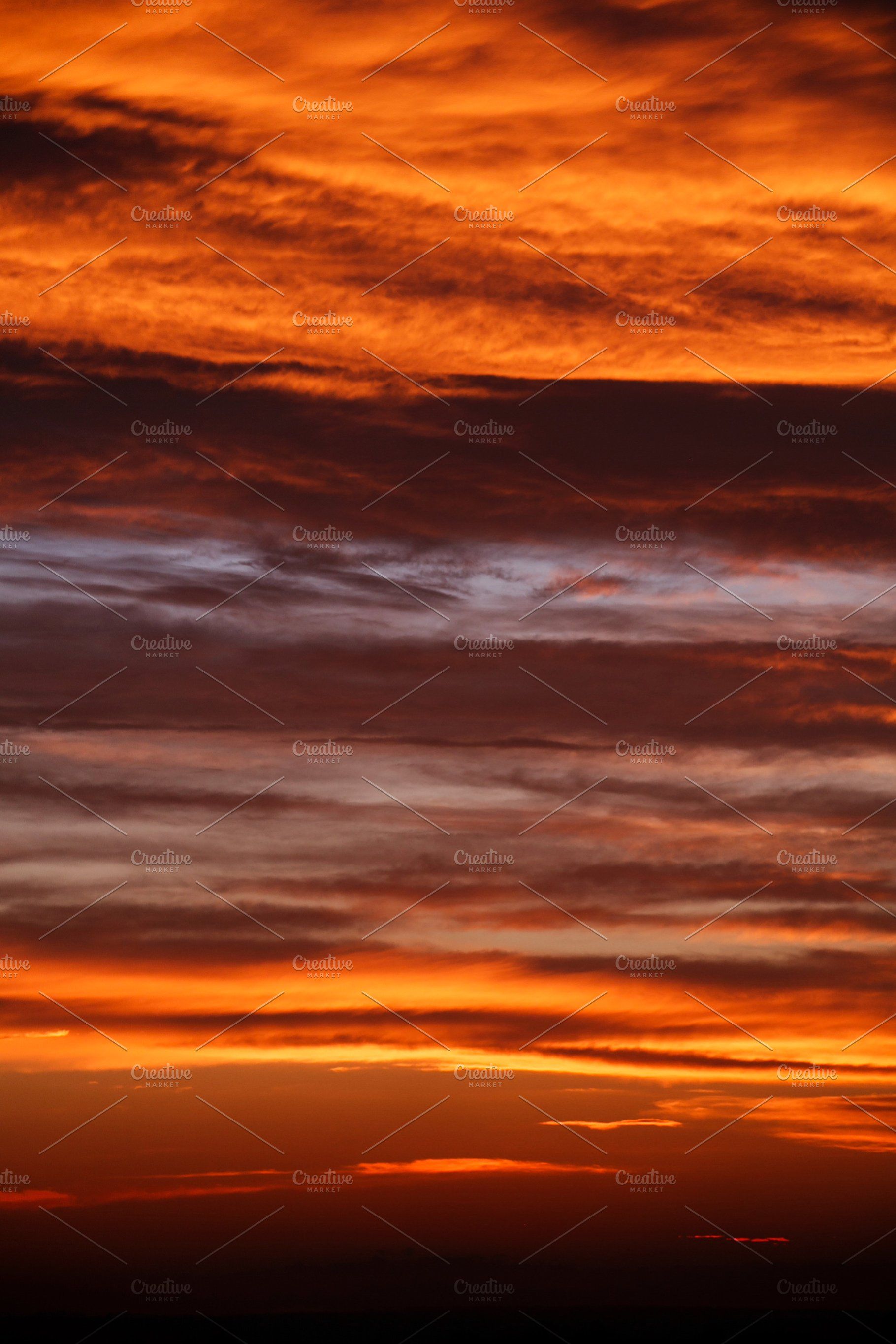 Cielo tramonto arancione nuvole, 1820x2730 Verticale, Mobile