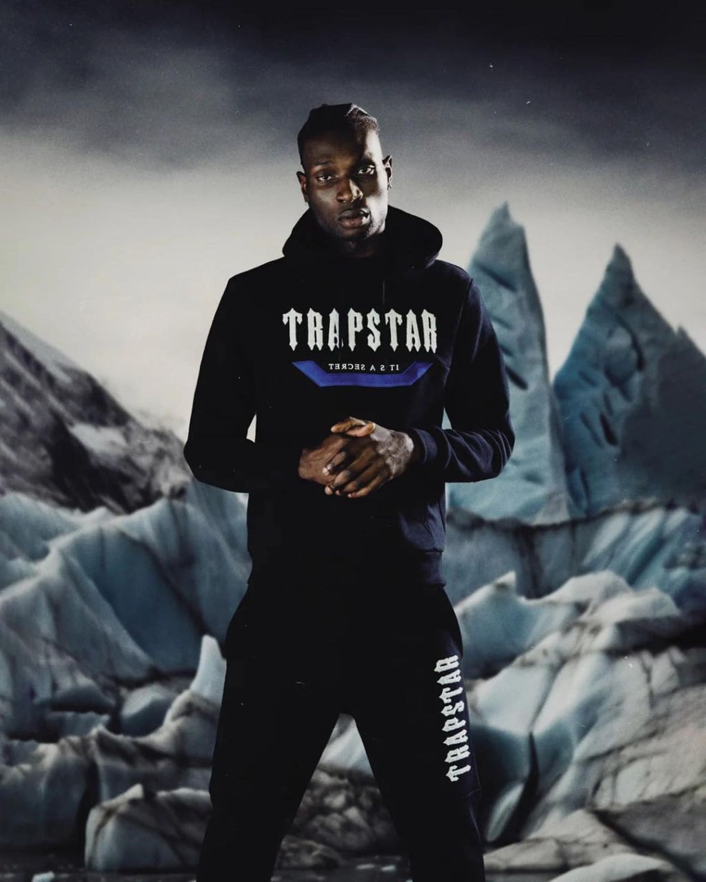 Uomo felpa Trapstar nera, 1024x1280 Full HD Verticale, Realme