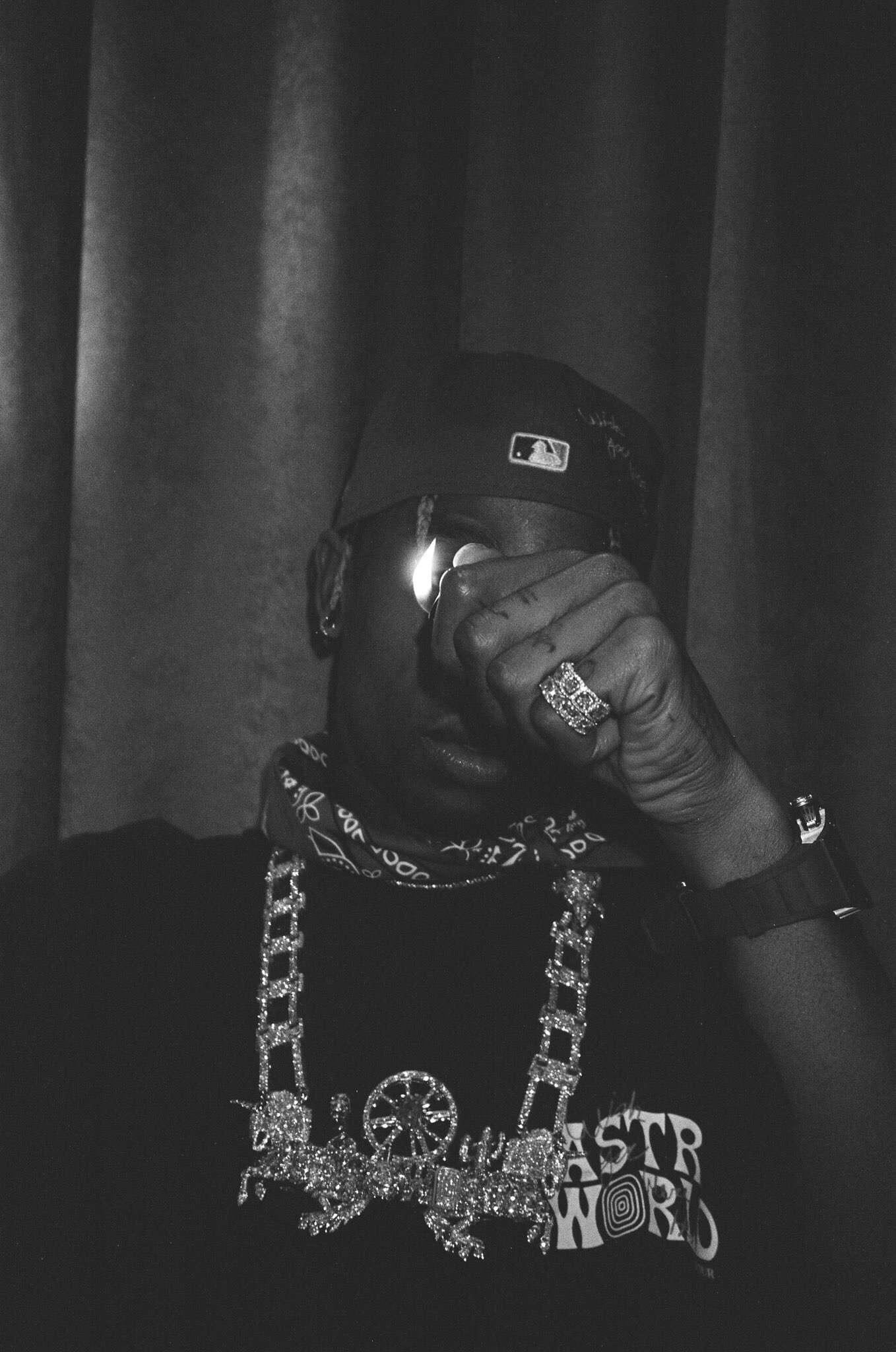 Travis Scott catene Astroworld nero, Jacques Webster, 1358x2048 Full HD Verticale, Smartphone