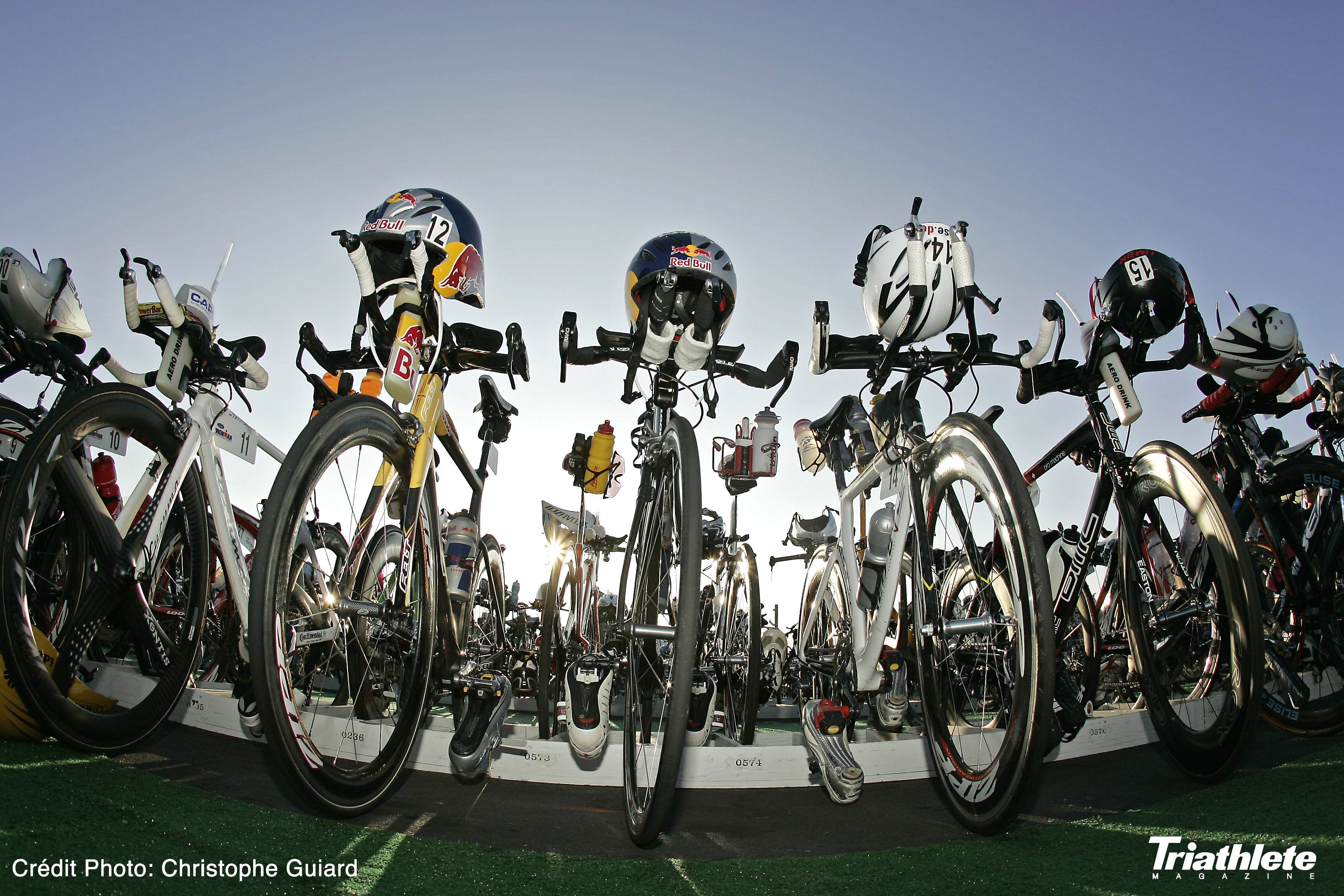 Biciclette da triathlon in fila, 3504x2336 2K, Laptop