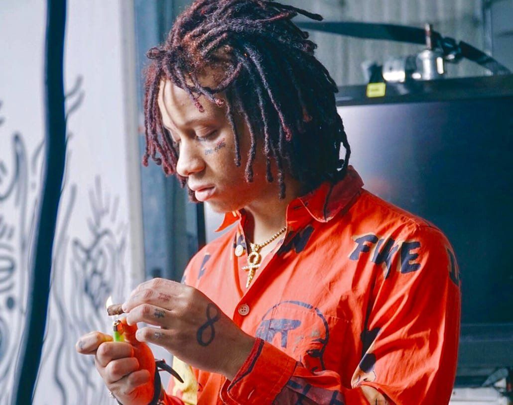 Rapper maglietta nera sfondo rosso, 1257x1920 Full HD Verticale, iPhone
