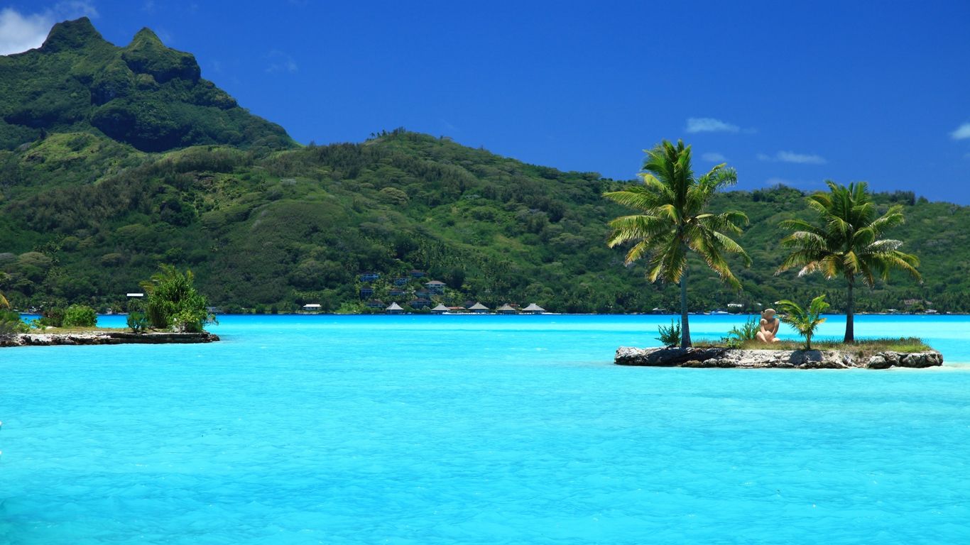 Isola tropicale con palme, 1366x768 HD, PC Desktop