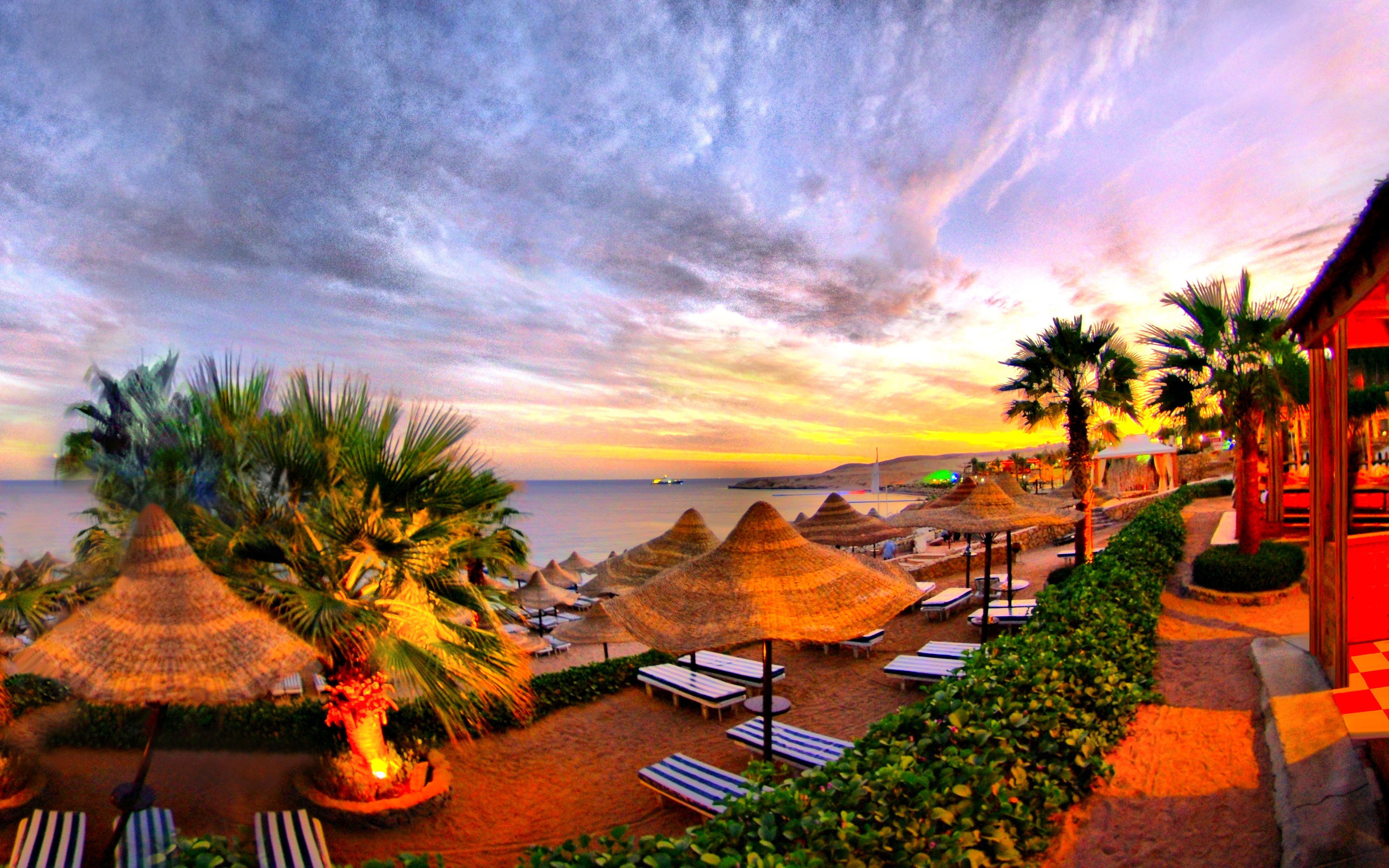 Spiaggia tropicale al tramonto, 4147x2592 Ultra HD, Monitor 4K