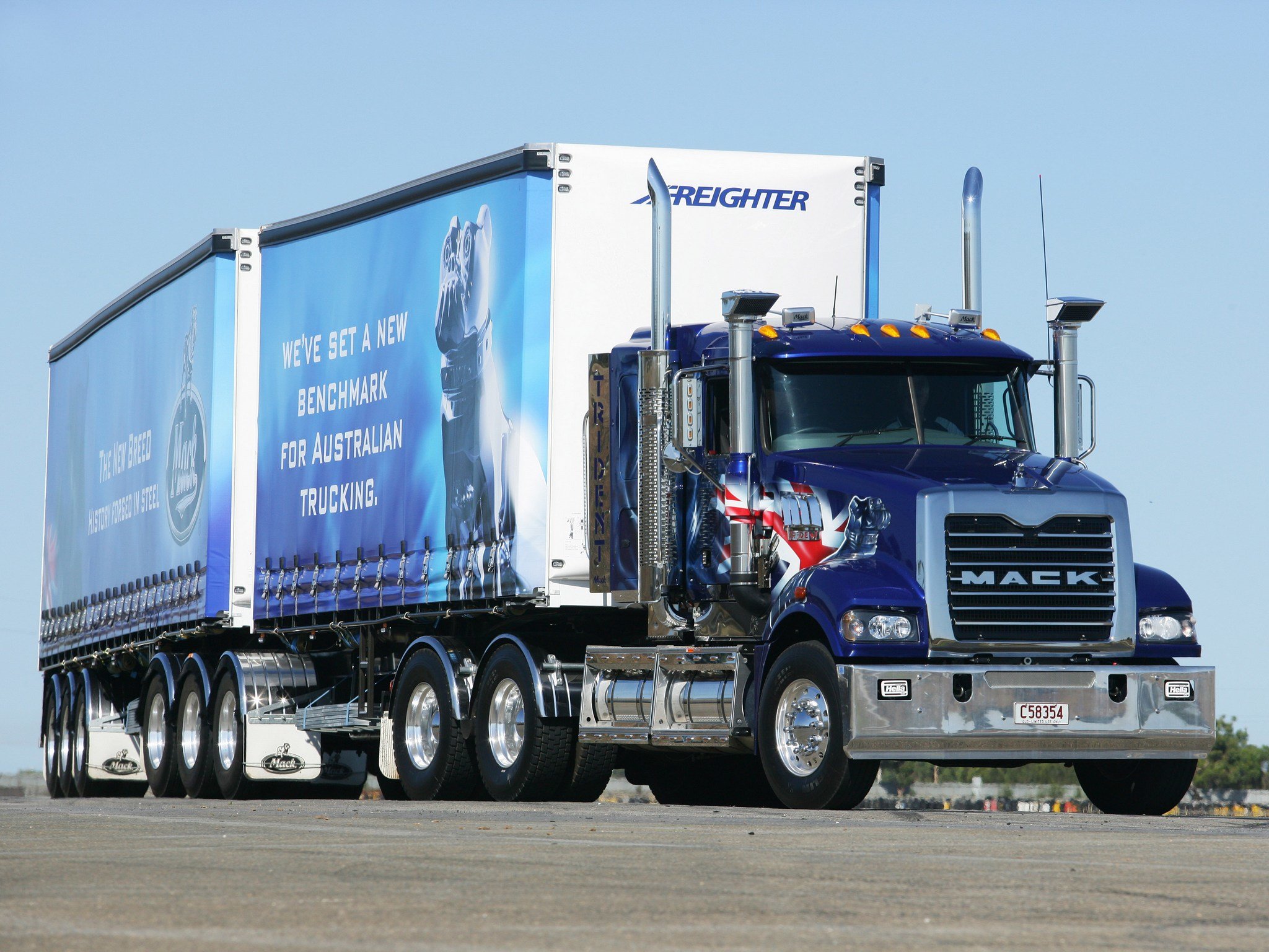 Camion Mack Trucks blu, 2048x1536 Hi-Res, PC Desktop