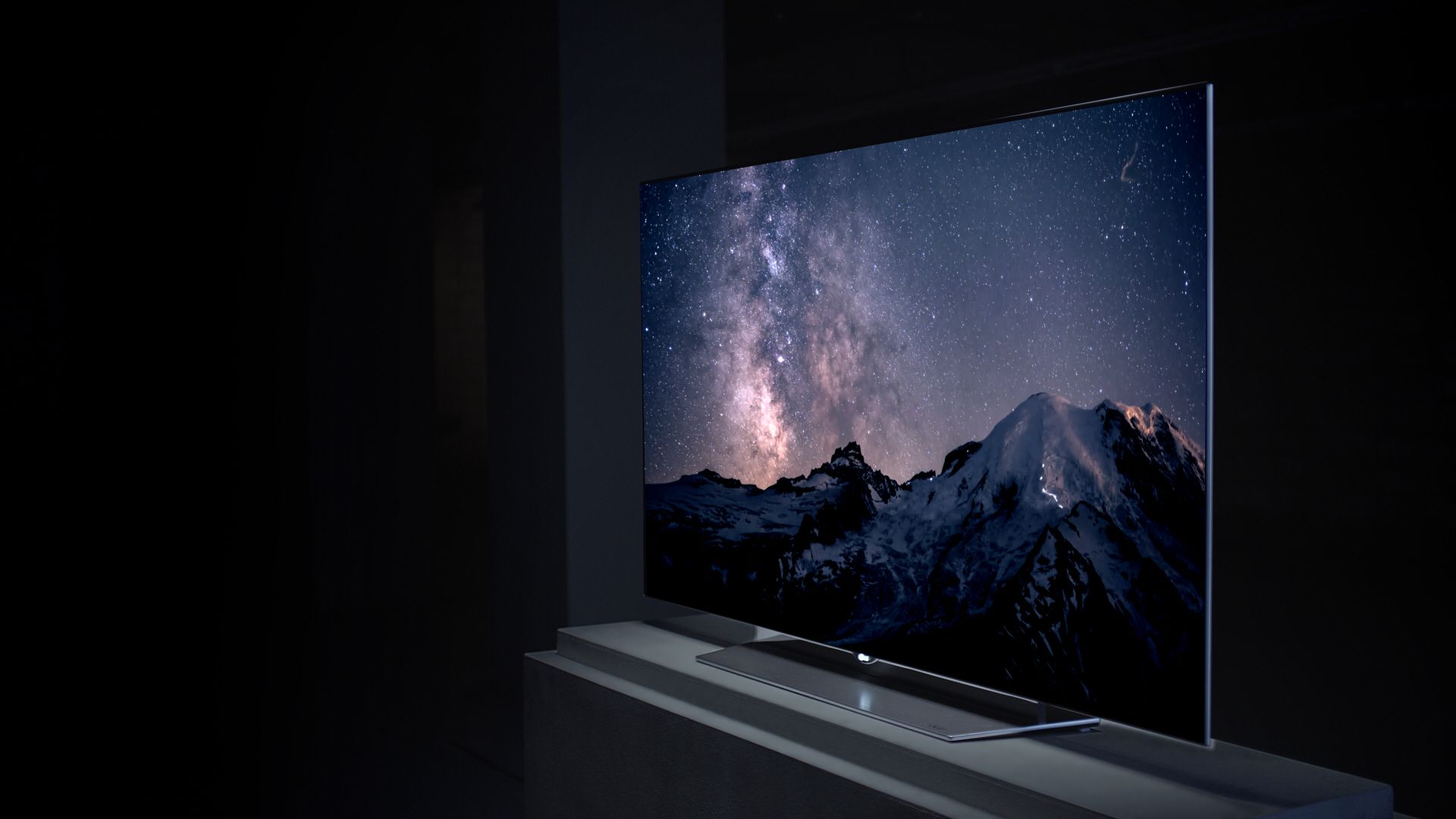 TV con paesaggio montano notturno, 1920x1080 Full HD 1080p, Desktop