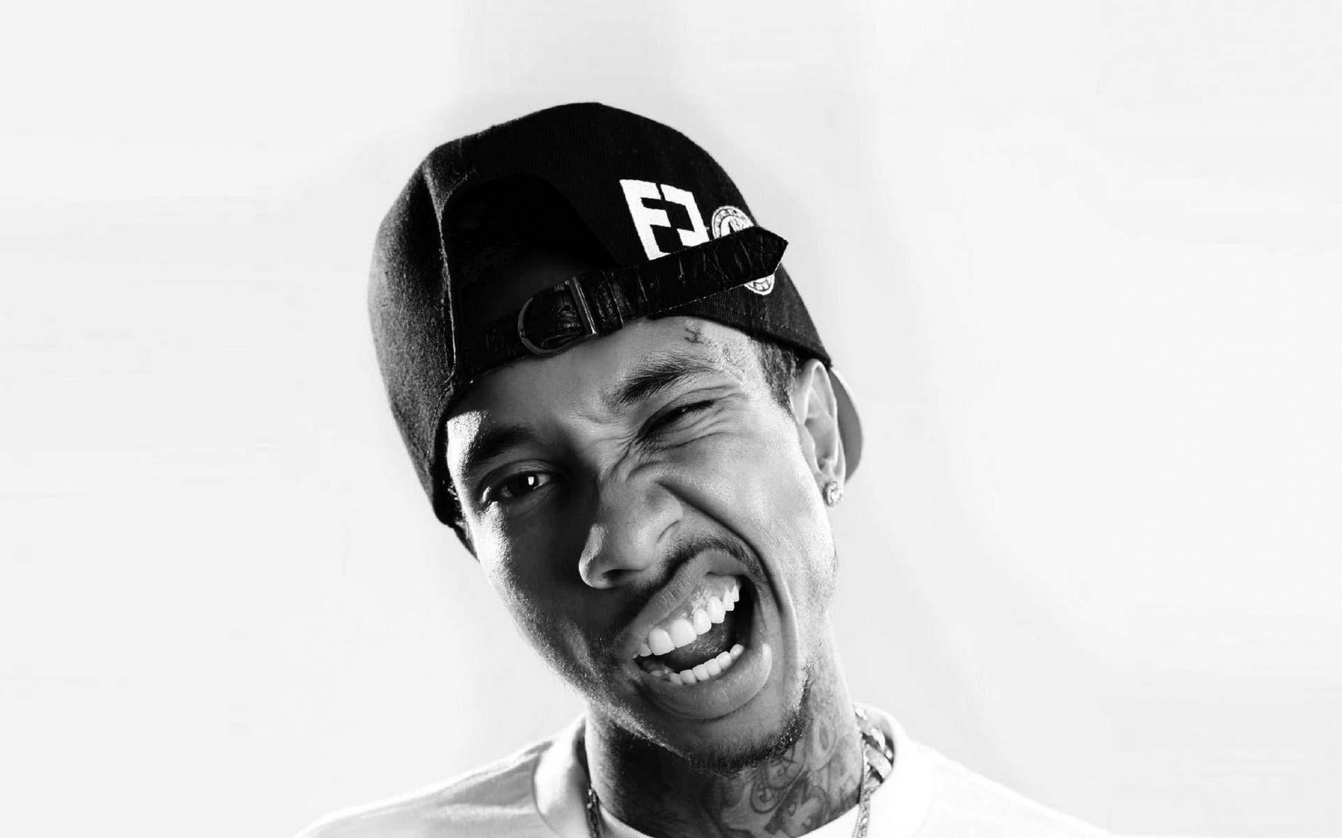 Rapper Tyga cappellino bianco/nero, 1920x1200 WUXGA, Desktop