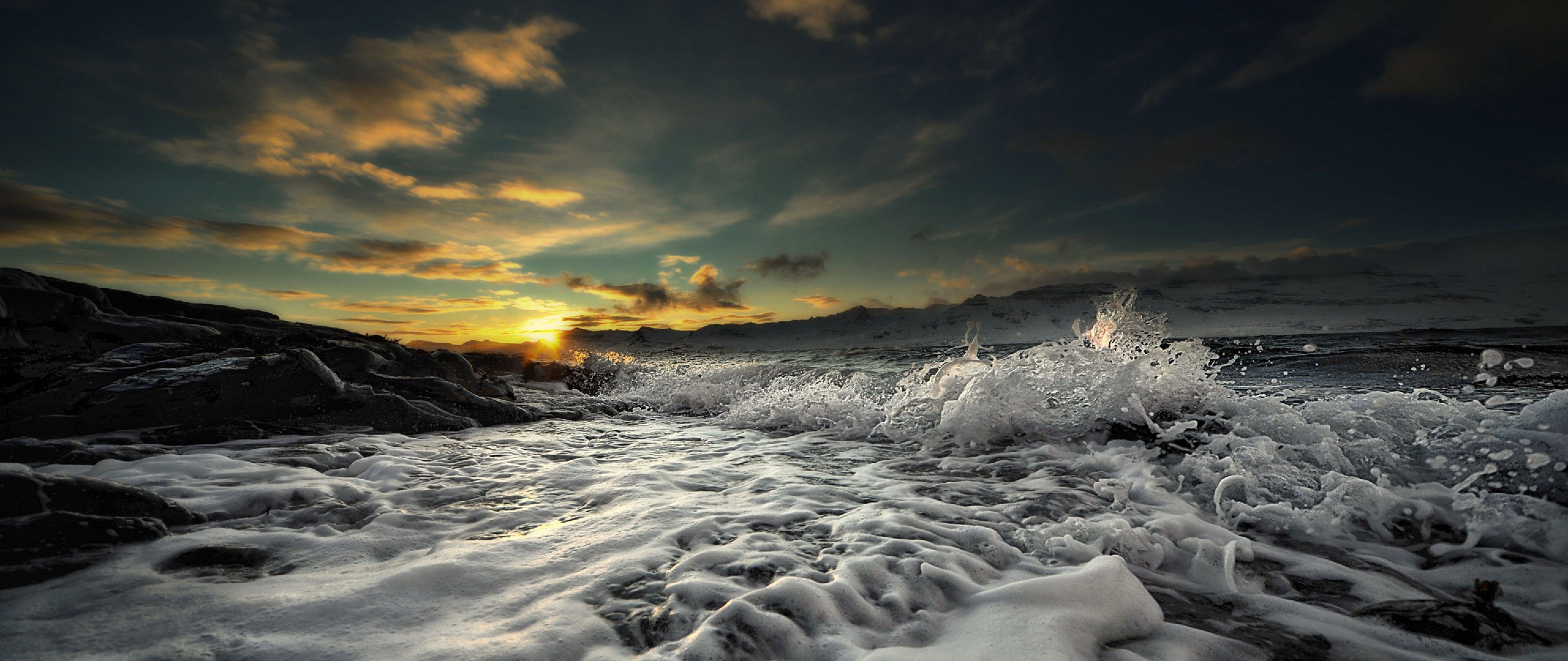 Onde oceano tramonto scogliera, 5120x2160 21:9, Ultrawide