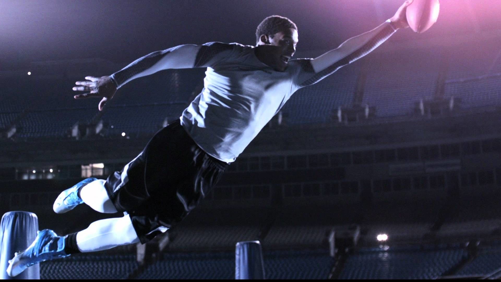 Giocatore football afferra palla, 1920x1080 Full HD, Desktop