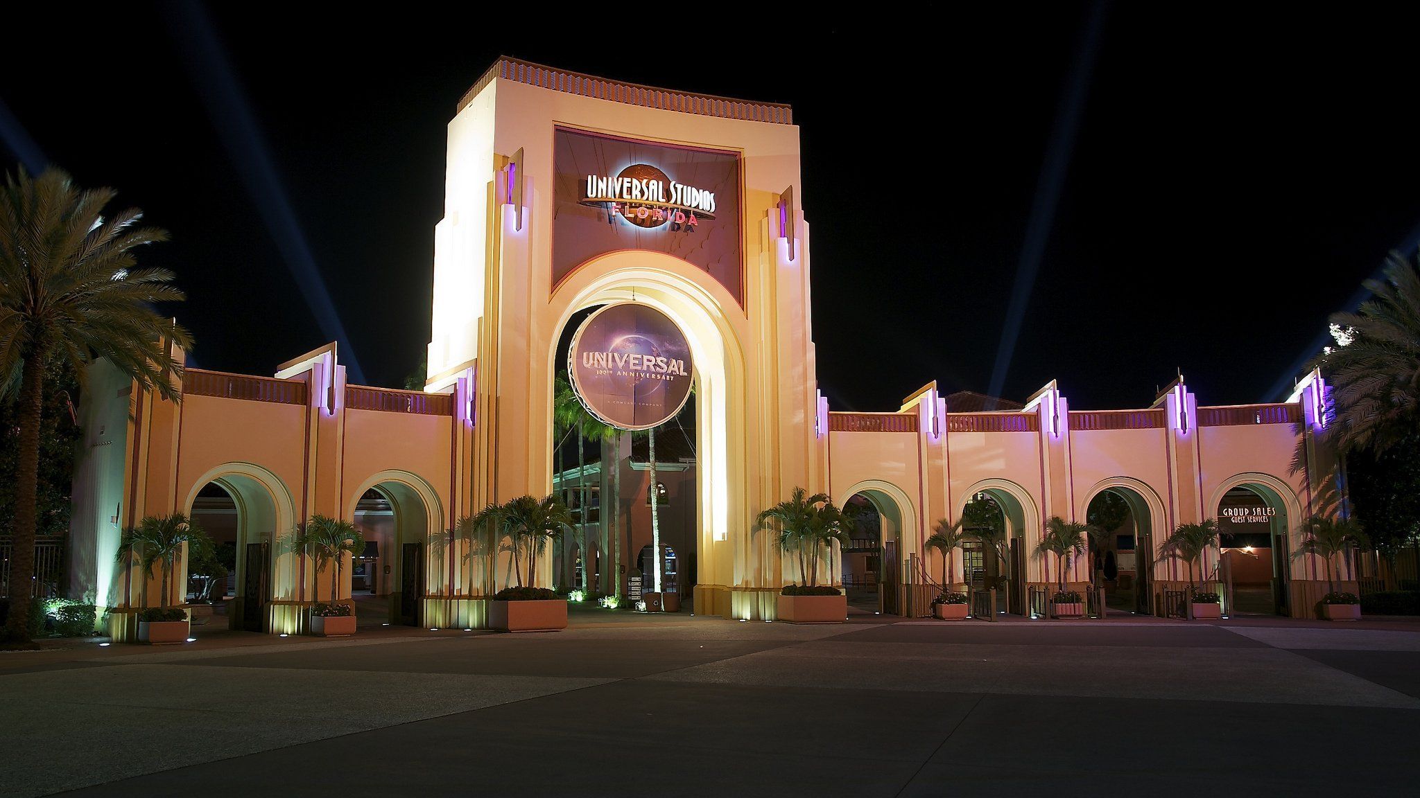 Universal Studios ingresso notturno, 2048x1152 alta risoluzione, PC