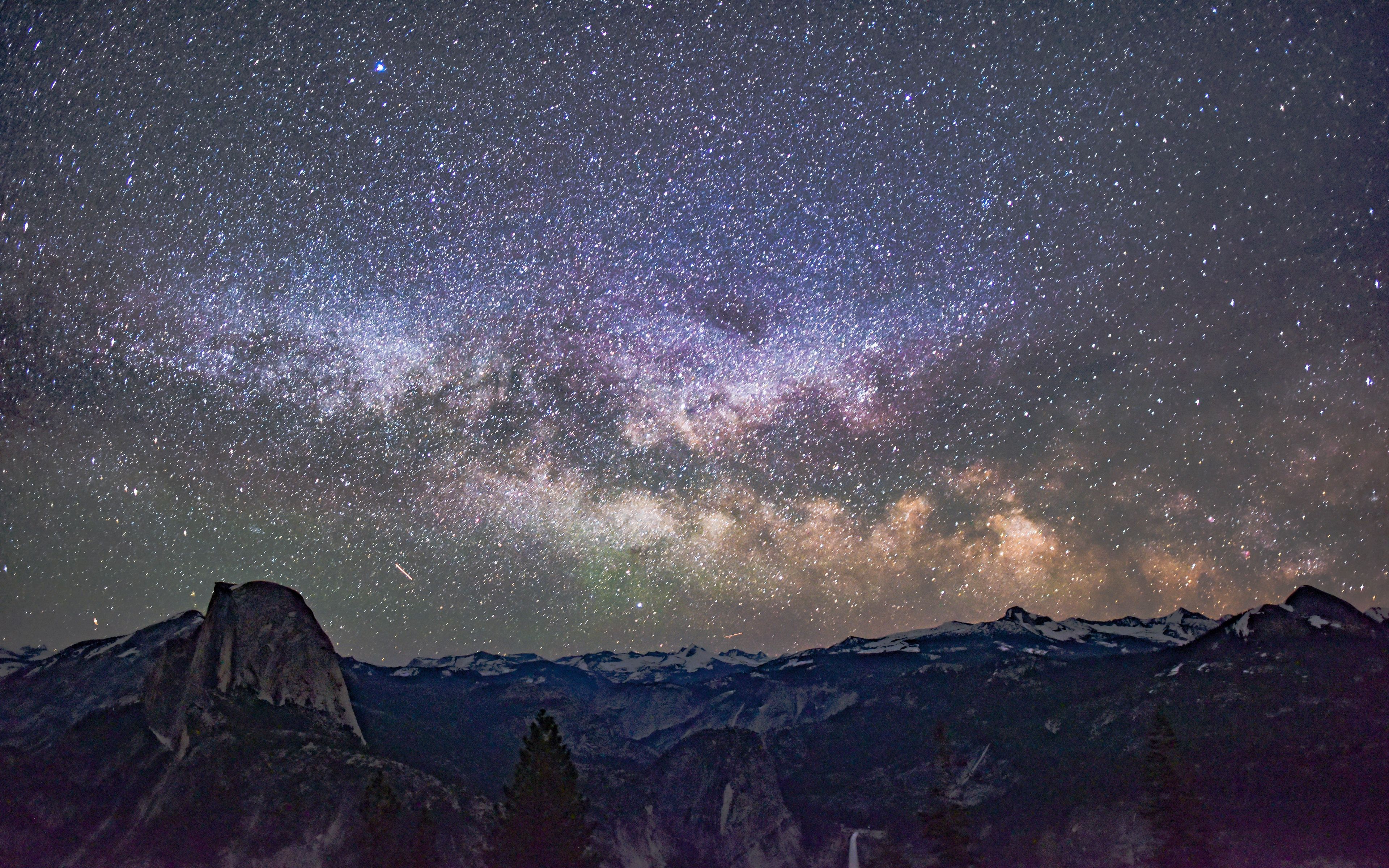 Via Lattea su montagne notturne, 3840x2400 4K Ultra HD, Monitor 4K