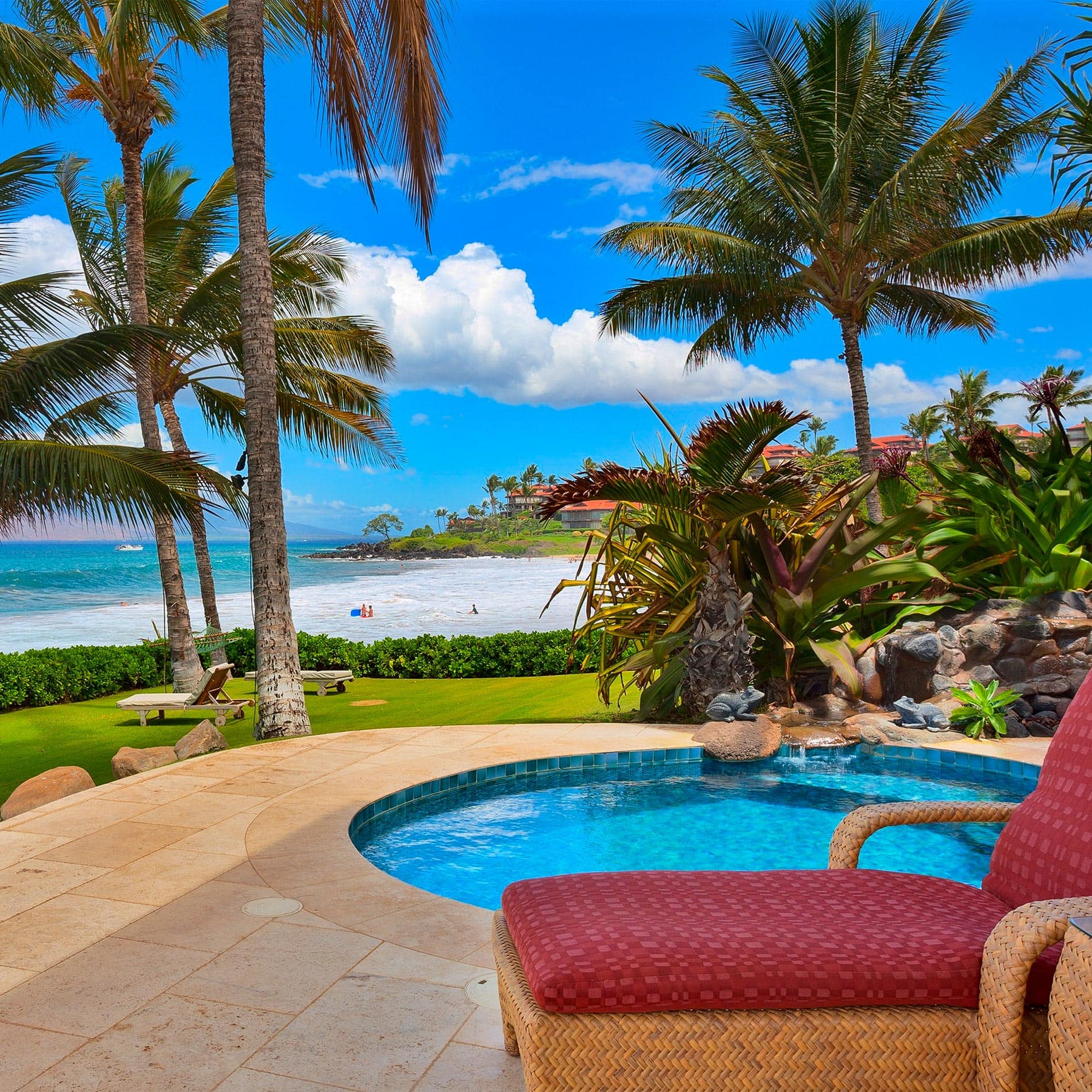 Piscina villa tropicale con palme, 1900x1900 HD, PC Desktop