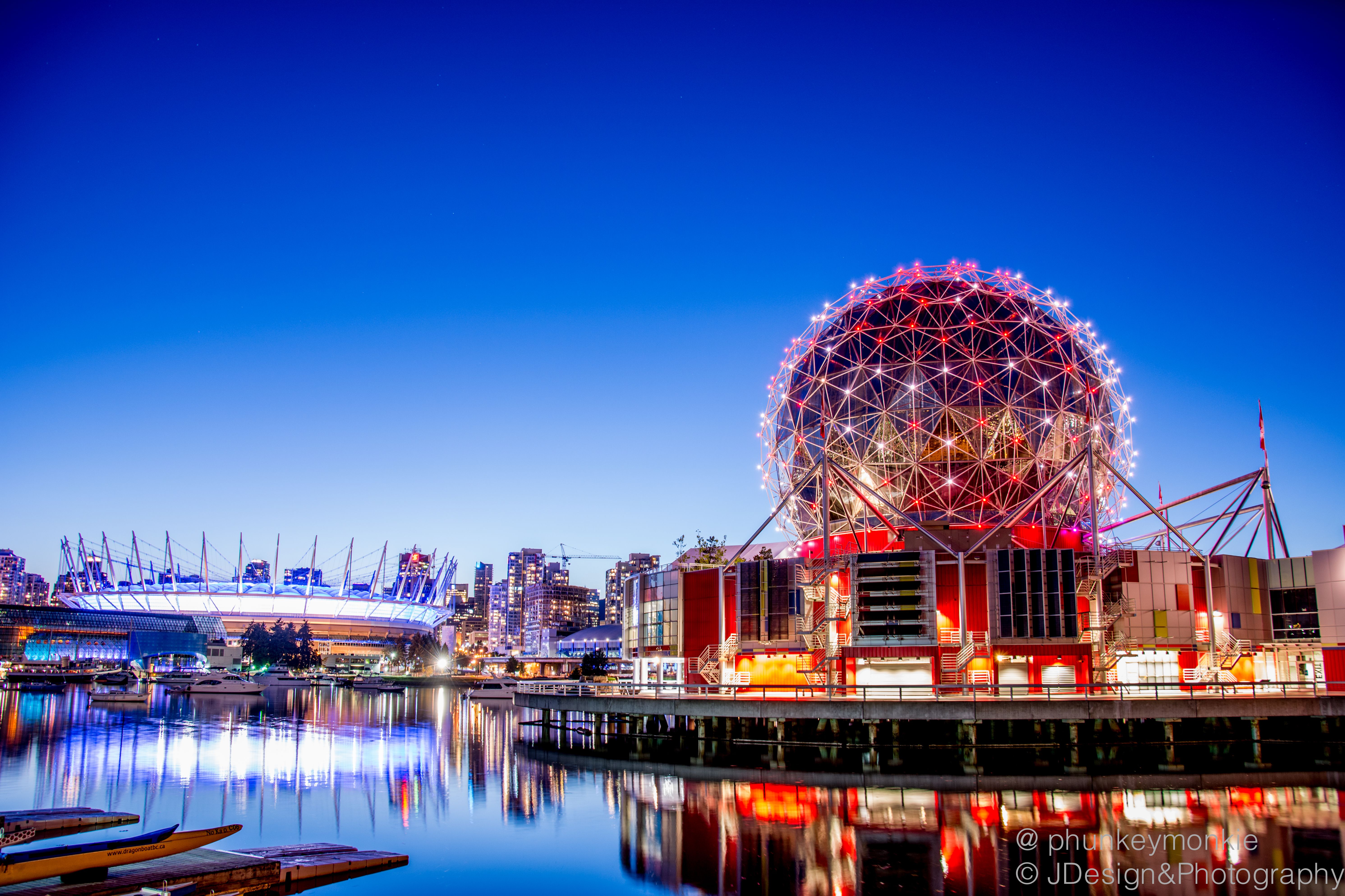 Vancouver skyline notturno, cupola geodetica, 5965x3977 UHD, PC 4K