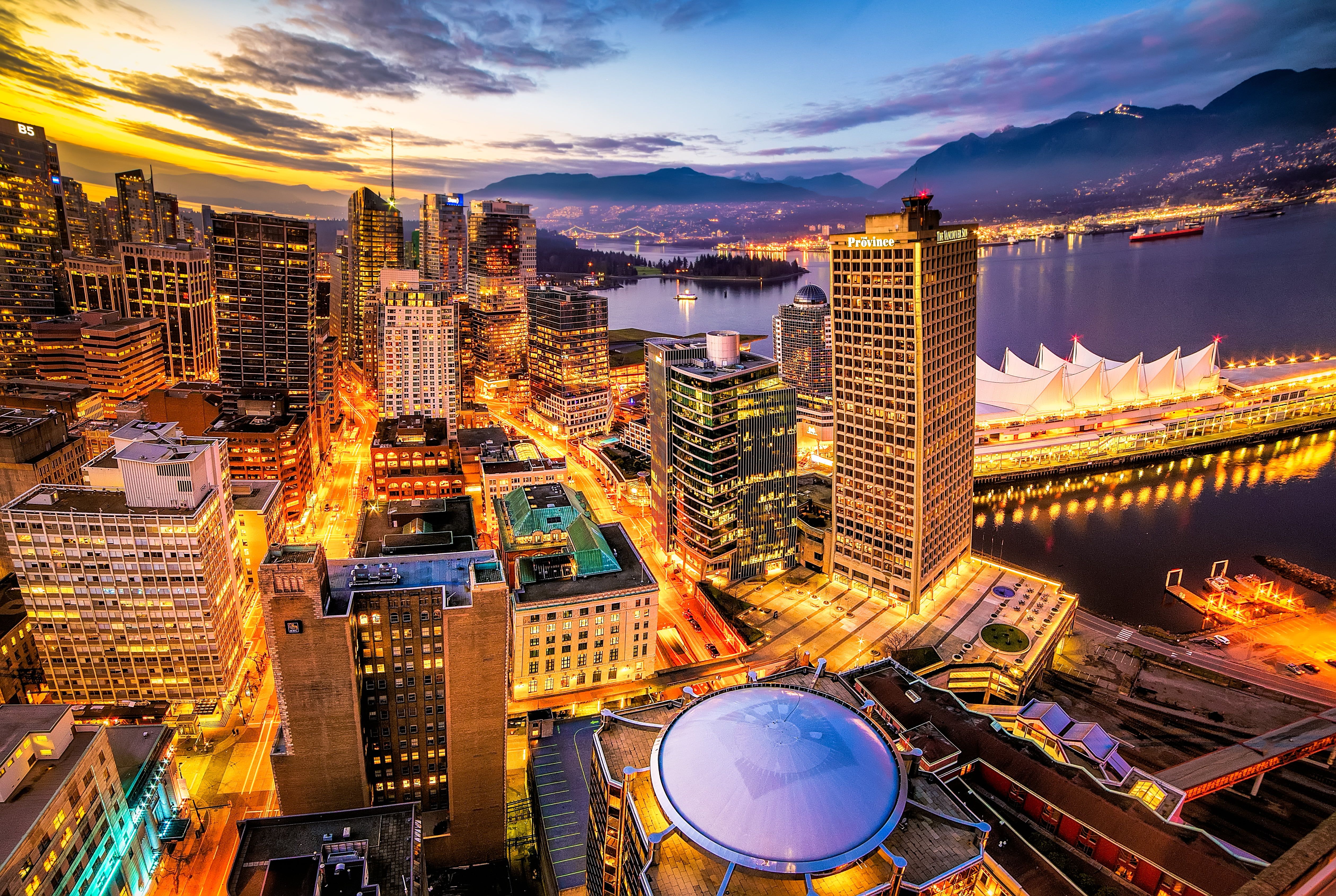 Vancouver skyline notturno aereo, 5040x3382 Ultra HD, 4K TV
