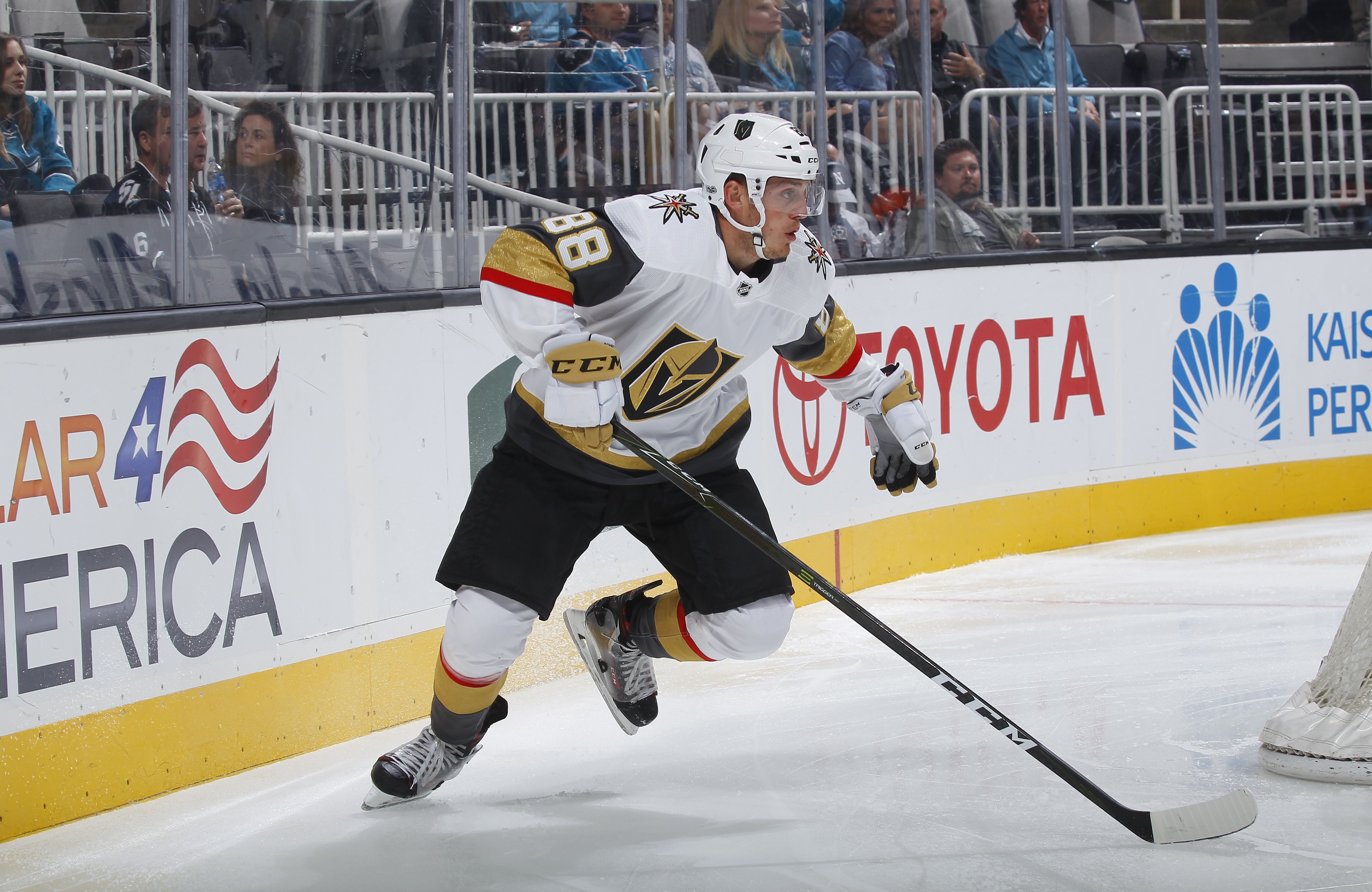 Giocatore hockey Vegas Golden Knights ghiaccio, Las Vegas, 5000x3254 Ultra HD, 4K TV