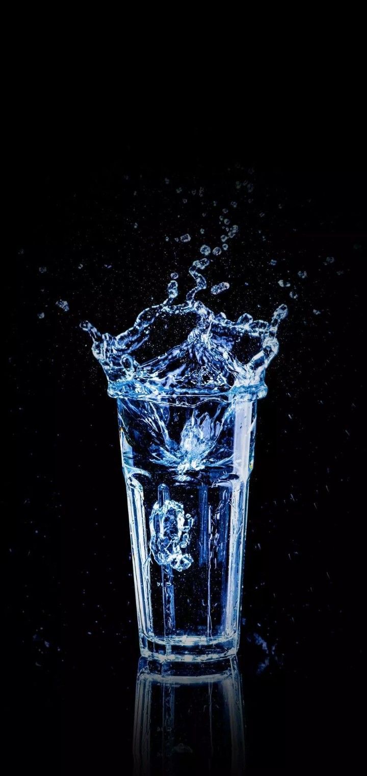 bicchiere di vetro con schizzo d'acqua, 720x1520 Full HD Verticale, Smartphone