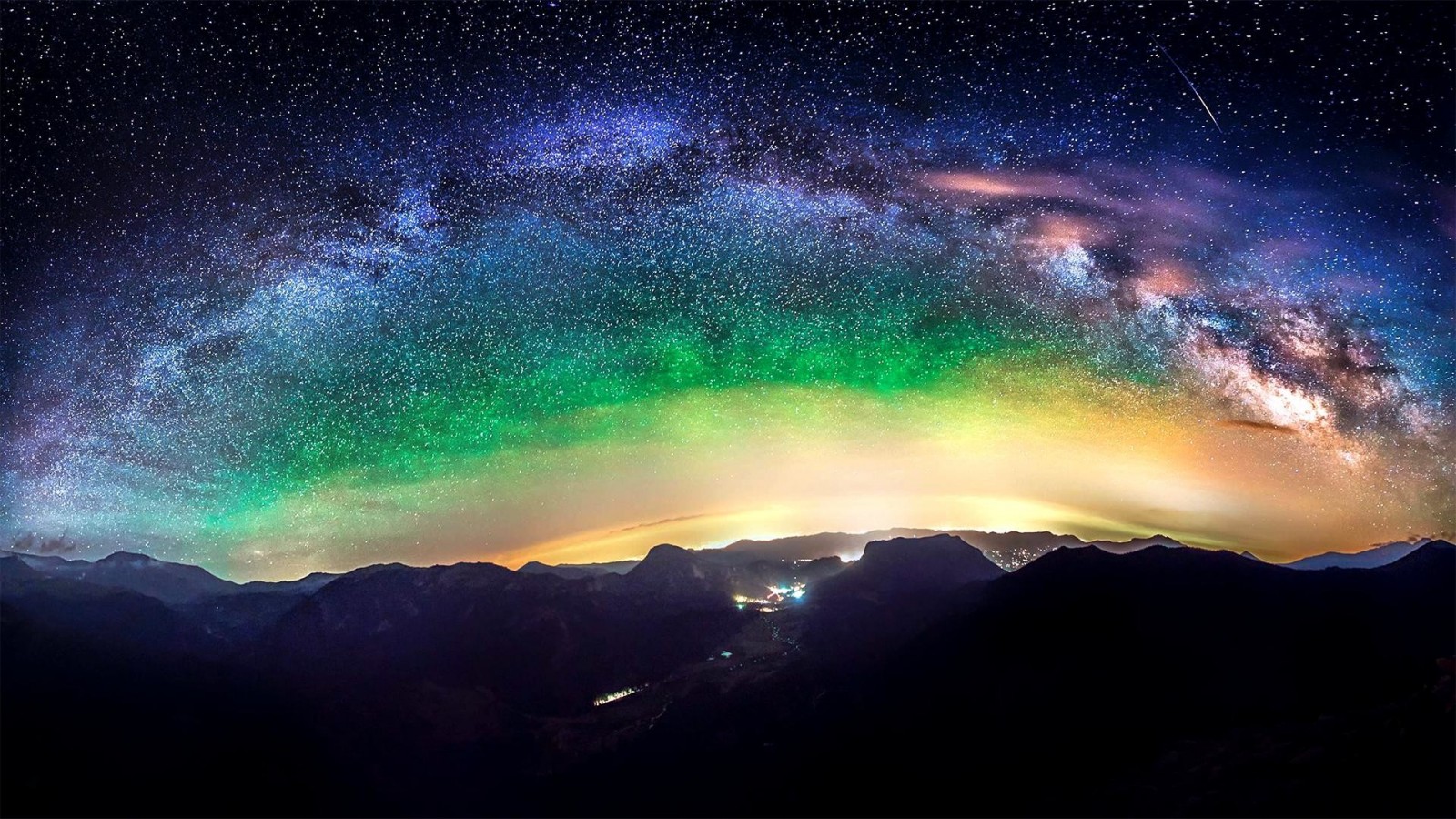 Via Lattea sopra montagne notturne, 1600x900 HD, PC Desktop