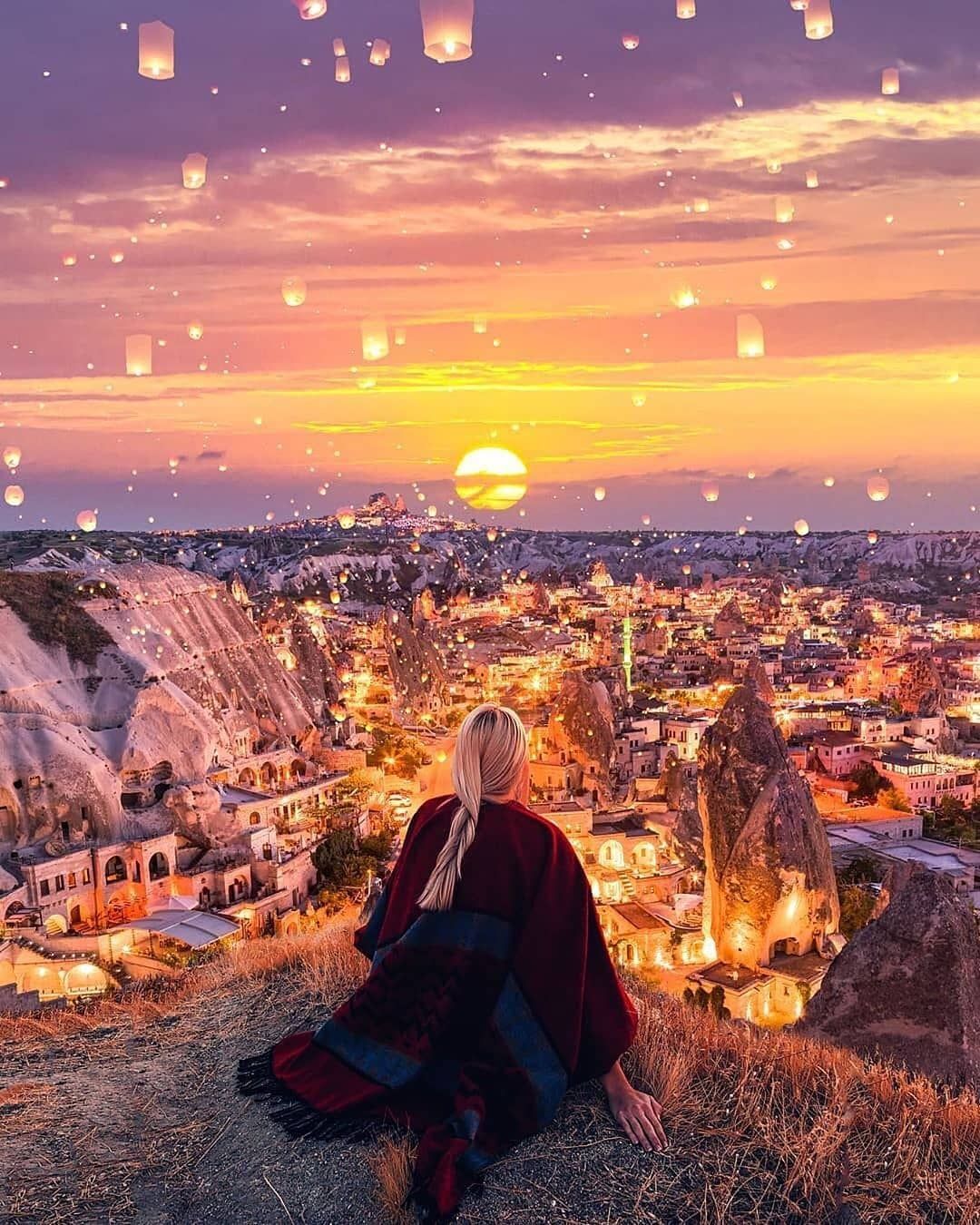 Donna al tramonto in Cappadocia, 1080x1350 Full HD Verticale, Samsung Galaxy
