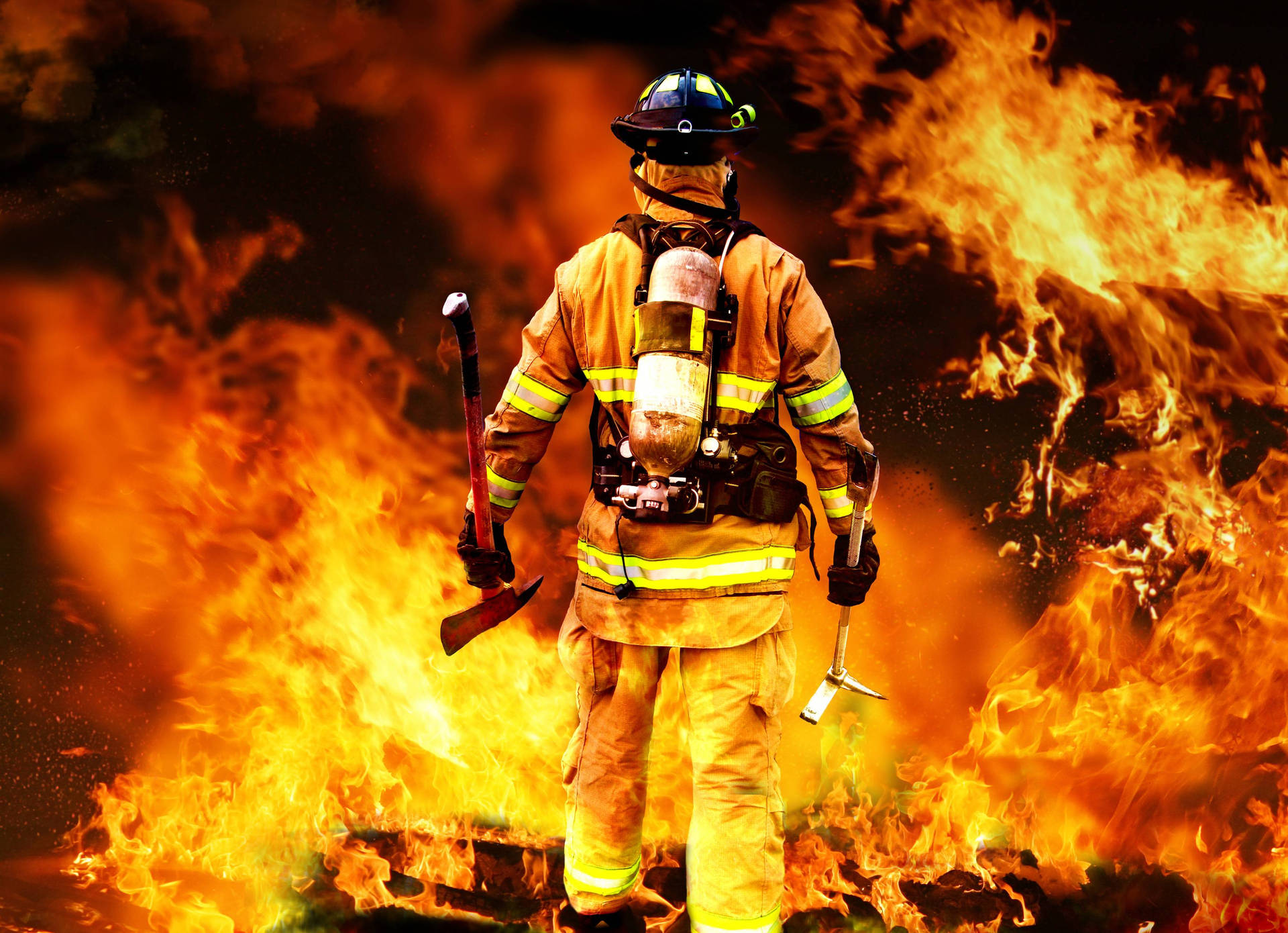 Vigile del fuoco tra fiamme, 1920x1390 WUXGA, Laptop