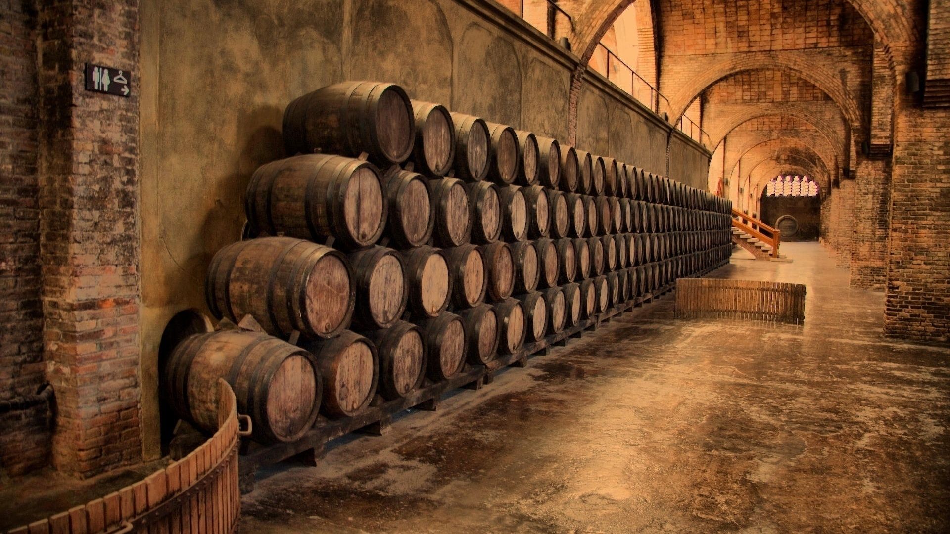 Cantina con botti di vino, 1920x1080 1080p, Desktop
