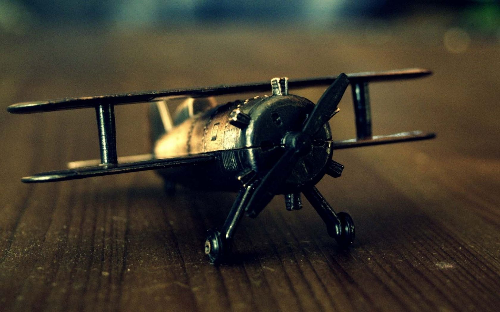 Aeroplano giocattolo vintage metallo, 1680x1050 900p, PC