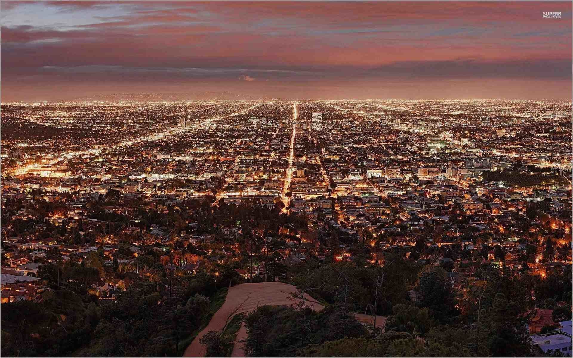 Skyline Los Angeles da strada residenziale, 1000x1498 Verticale, Mobile