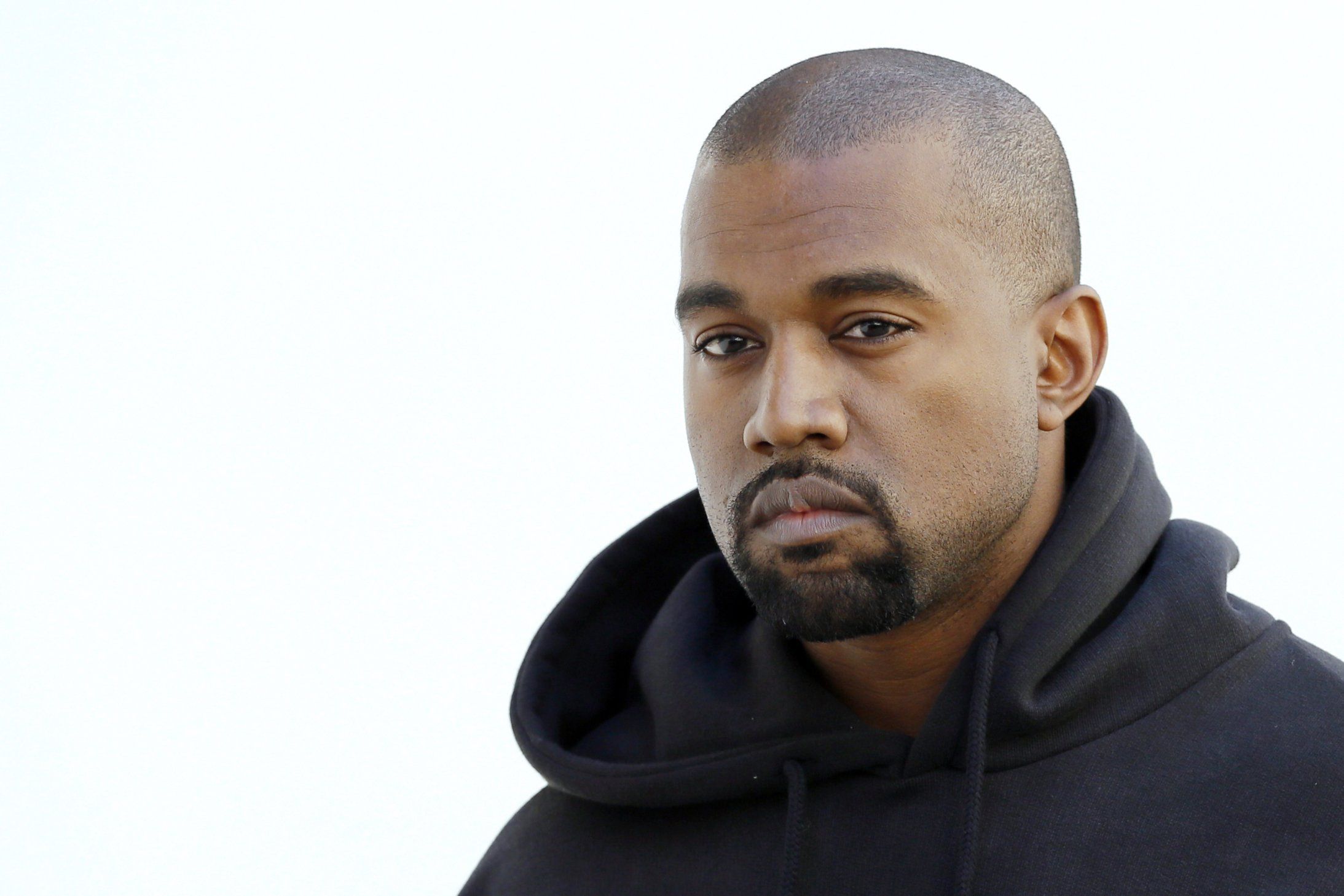 Kanye West felpa nera, 2187x1458 alta risoluzione, Desktop