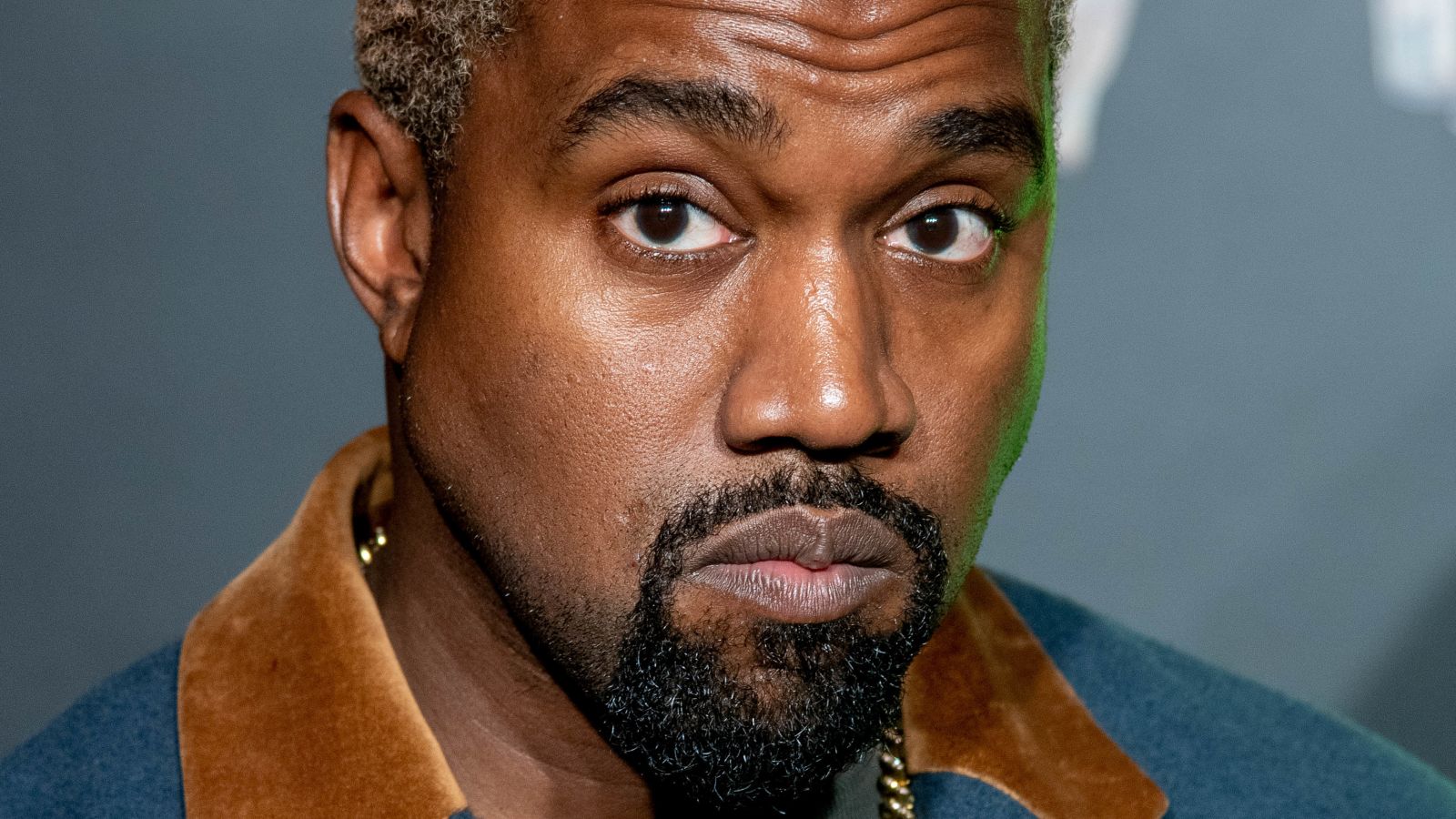 Volto Kanye West primo piano, 1600x900 HD Ready, Laptop