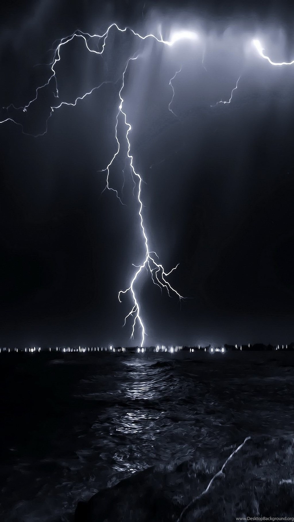 Thor con fulmini, 905x1280 Verticale, Android